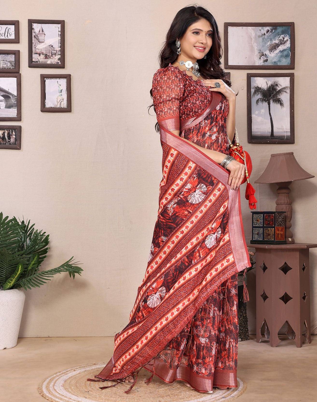     			Yashika Cotton Silk Woven Regular Saree With Unstitched Blouse Piece ( Maroon )