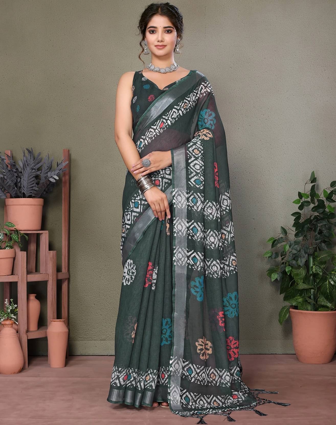     			Yashika Cotton Silk Woven Regular Saree With Unstitched Blouse Piece ( Green )