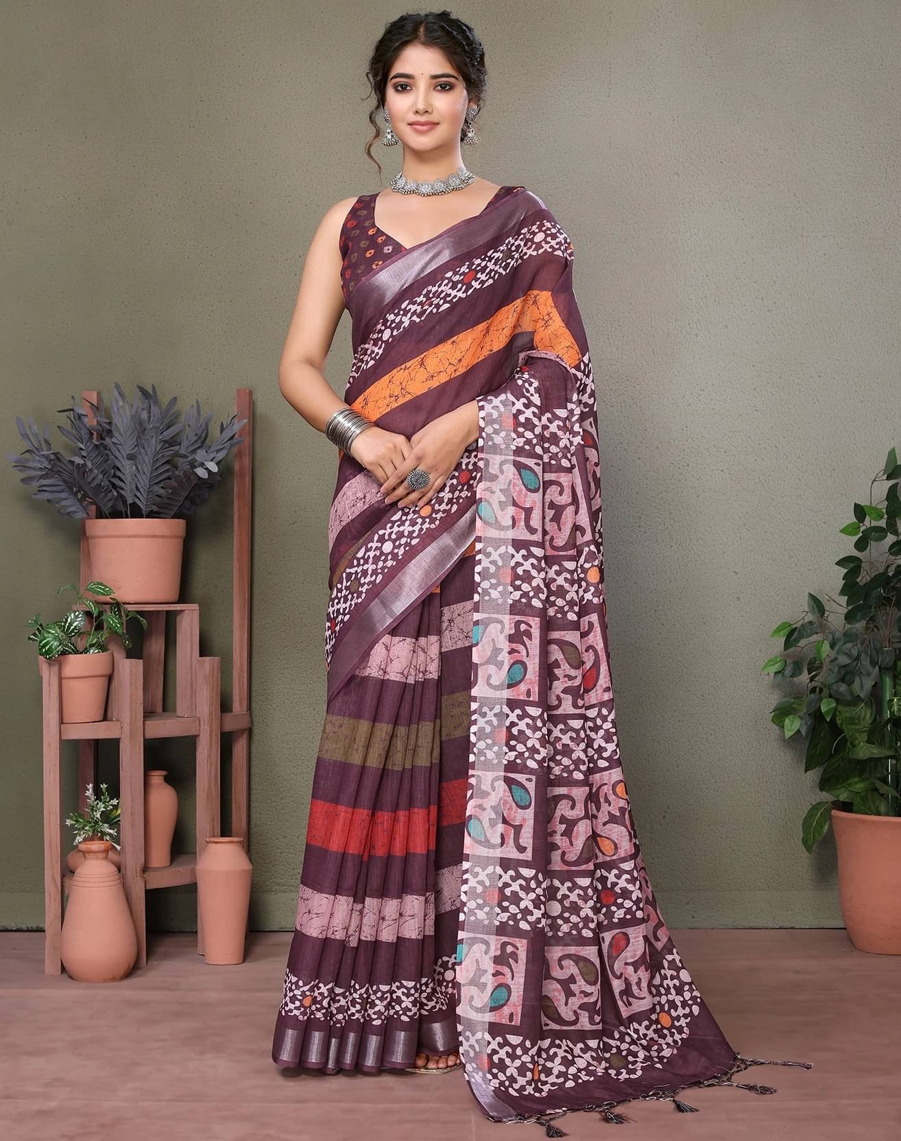     			Yashika Cotton Silk Woven Regular Saree With Unstitched Blouse Piece ( Maroon )