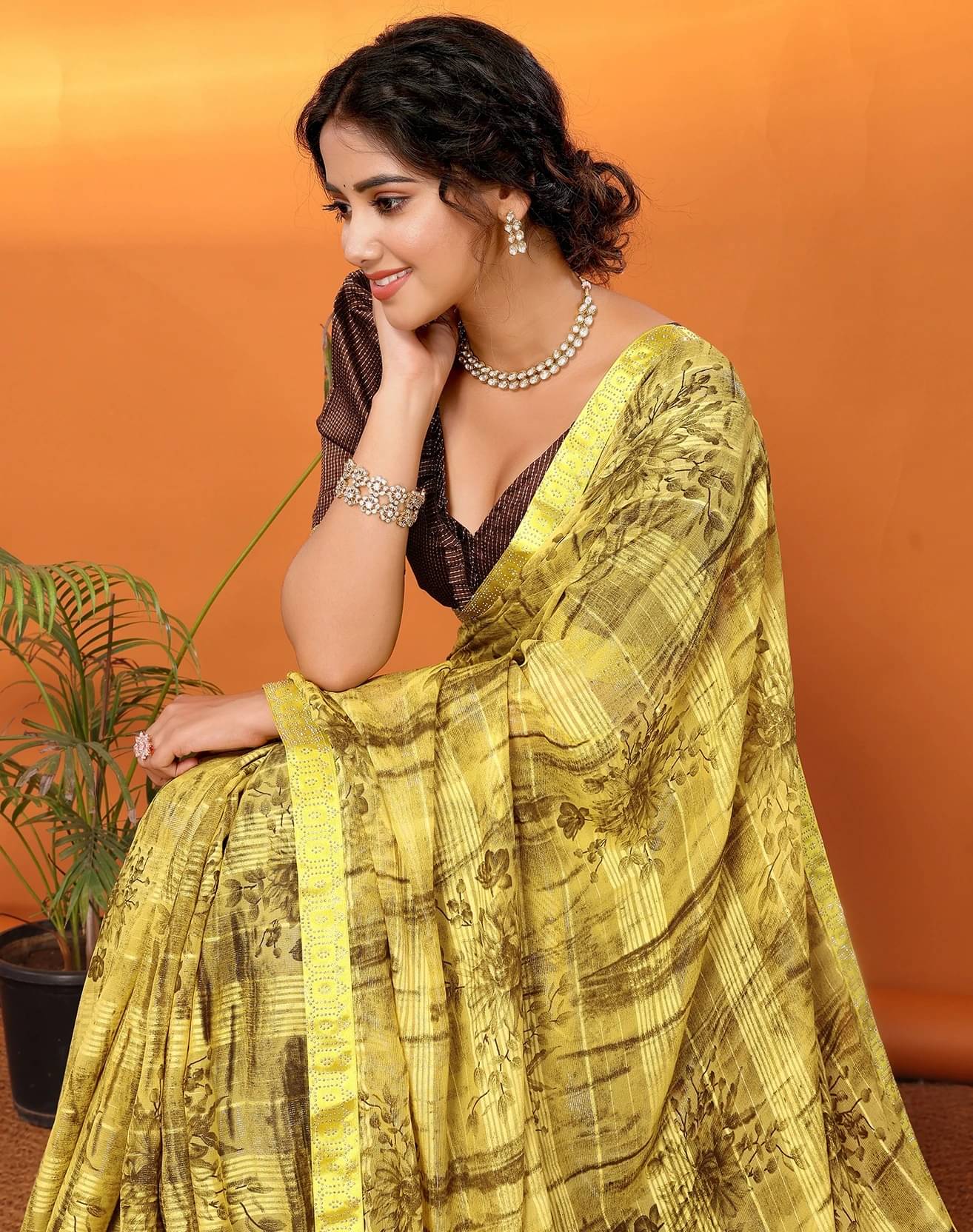     			Yashika Georgette Embellished Regular Saree With Unstitched Blouse Piece ( Yellow )