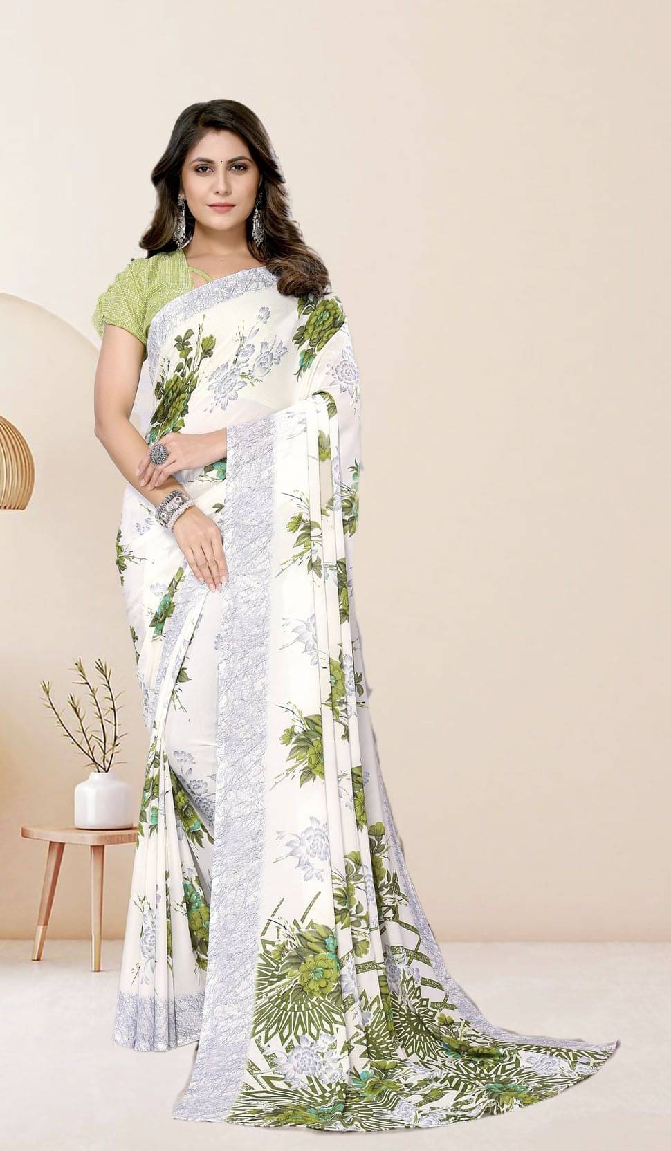     			Yashika Georgette Printed Regular Saree With Unstitched Blouse Piece ( Green )