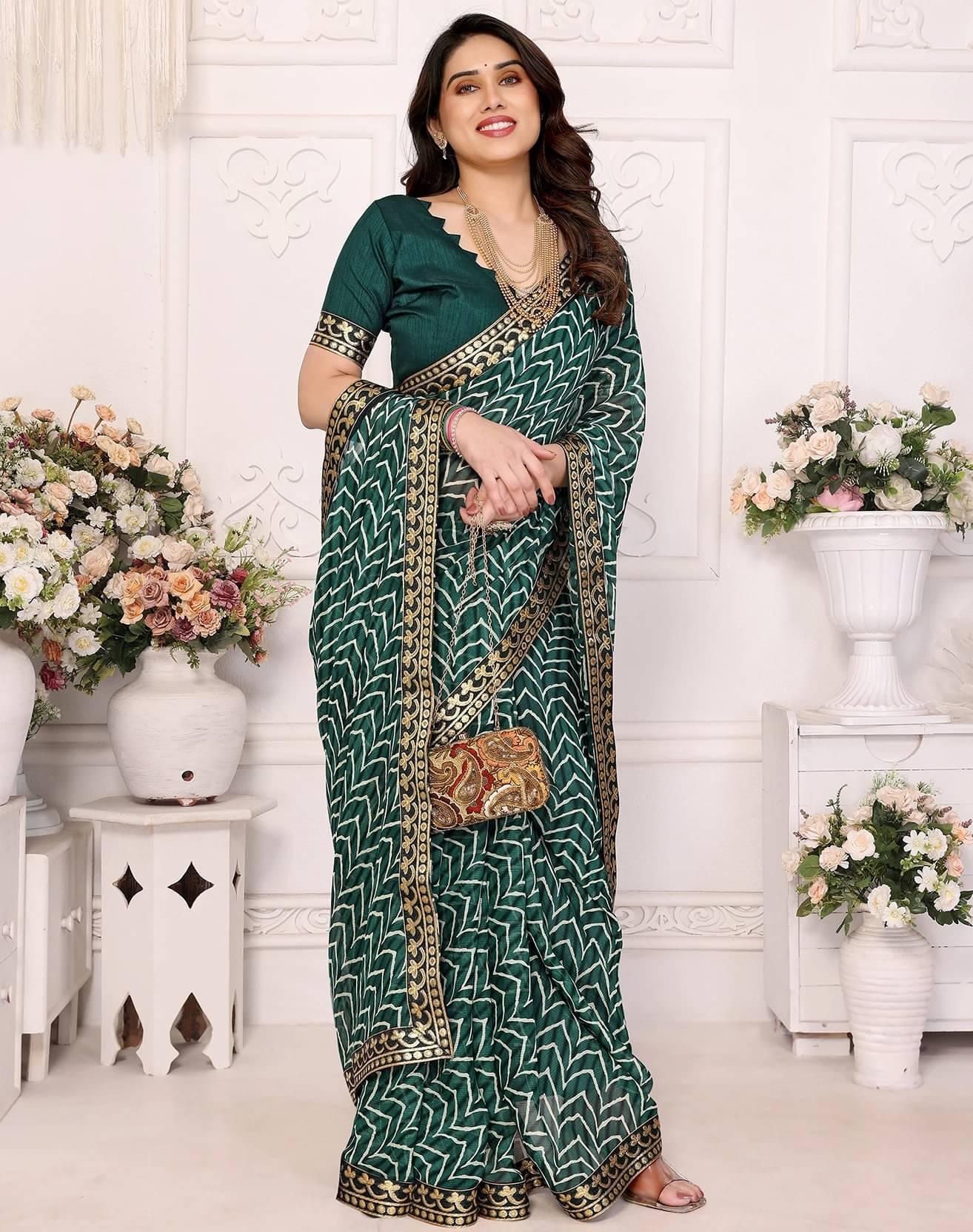     			Yashika Georgette Printed Regular Saree With Unstitched Blouse Piece ( Green )
