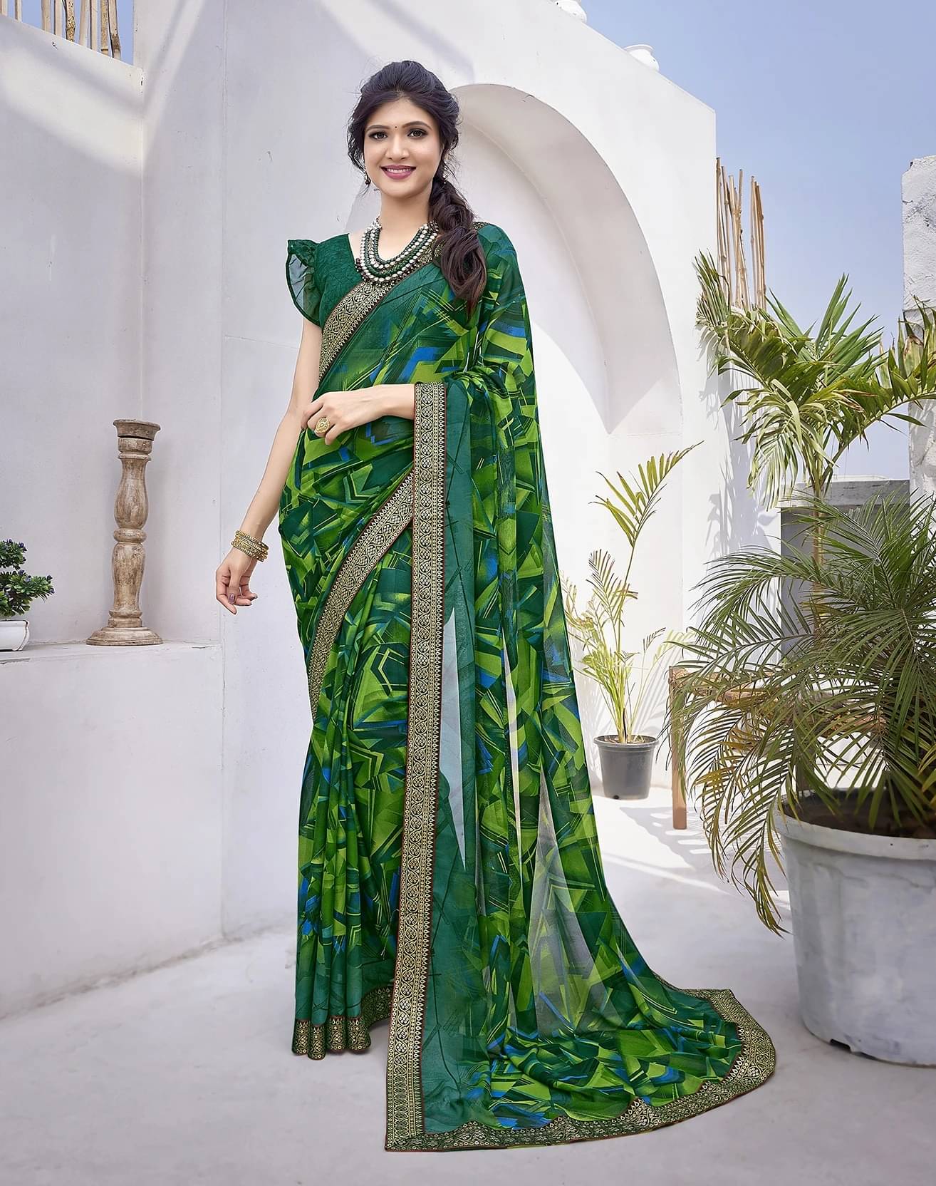     			Yashika Georgette Printed Regular Saree With Unstitched Blouse Piece ( Green )