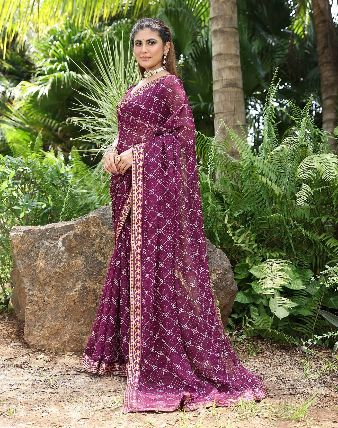 Yashika Georgette Printed Regular Saree With Unstitched Blouse Piece ( Purple ) Yashika Georgette Printed Regular Saree With Unstitched Blouse Piece ( Purple )