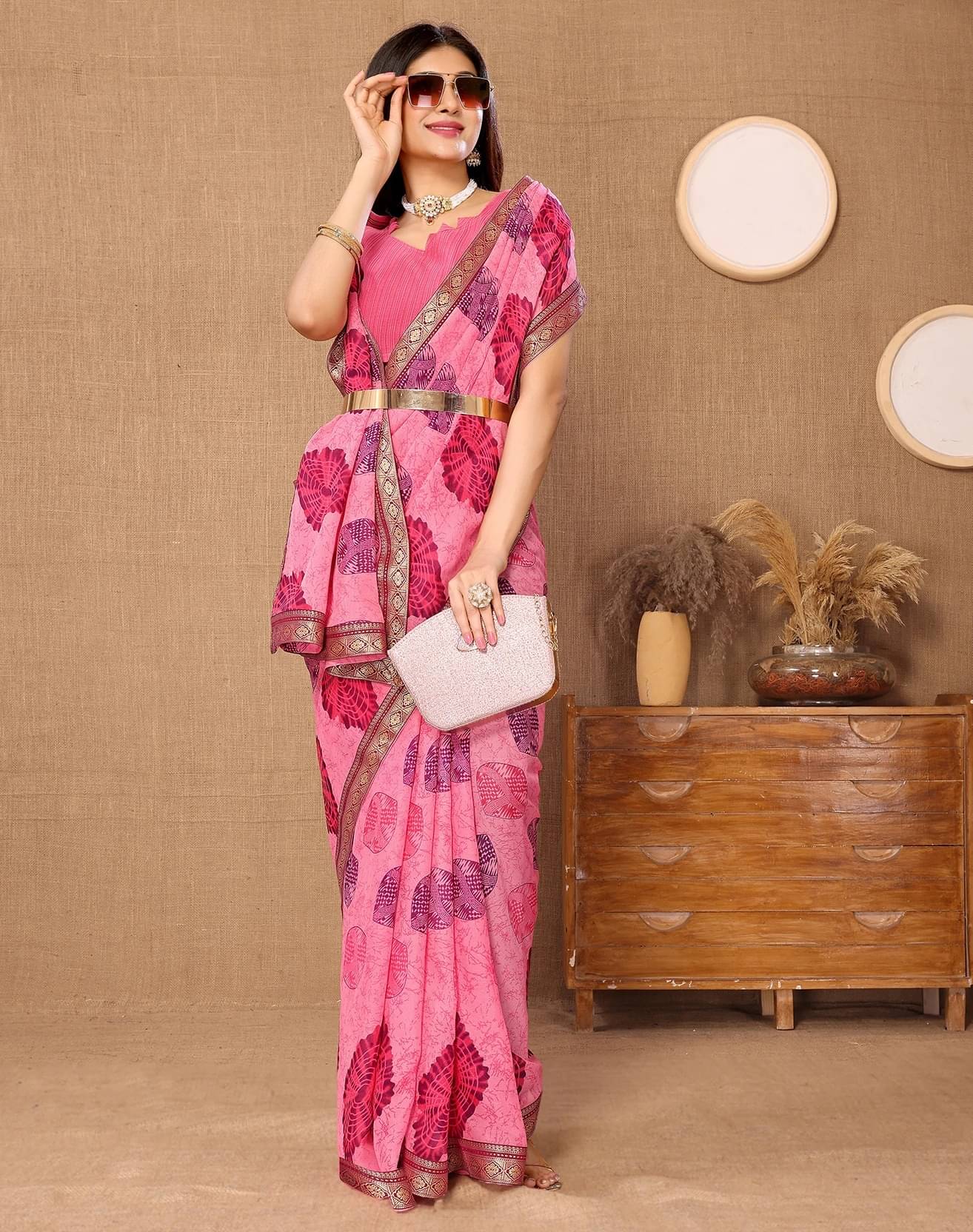 Yashika Georgette Printed Regular Saree With Unstitched Blouse Piece ( Pink ) Yashika Georgette Printed Regular Saree With Unstitched Blouse Piece ( Pink )