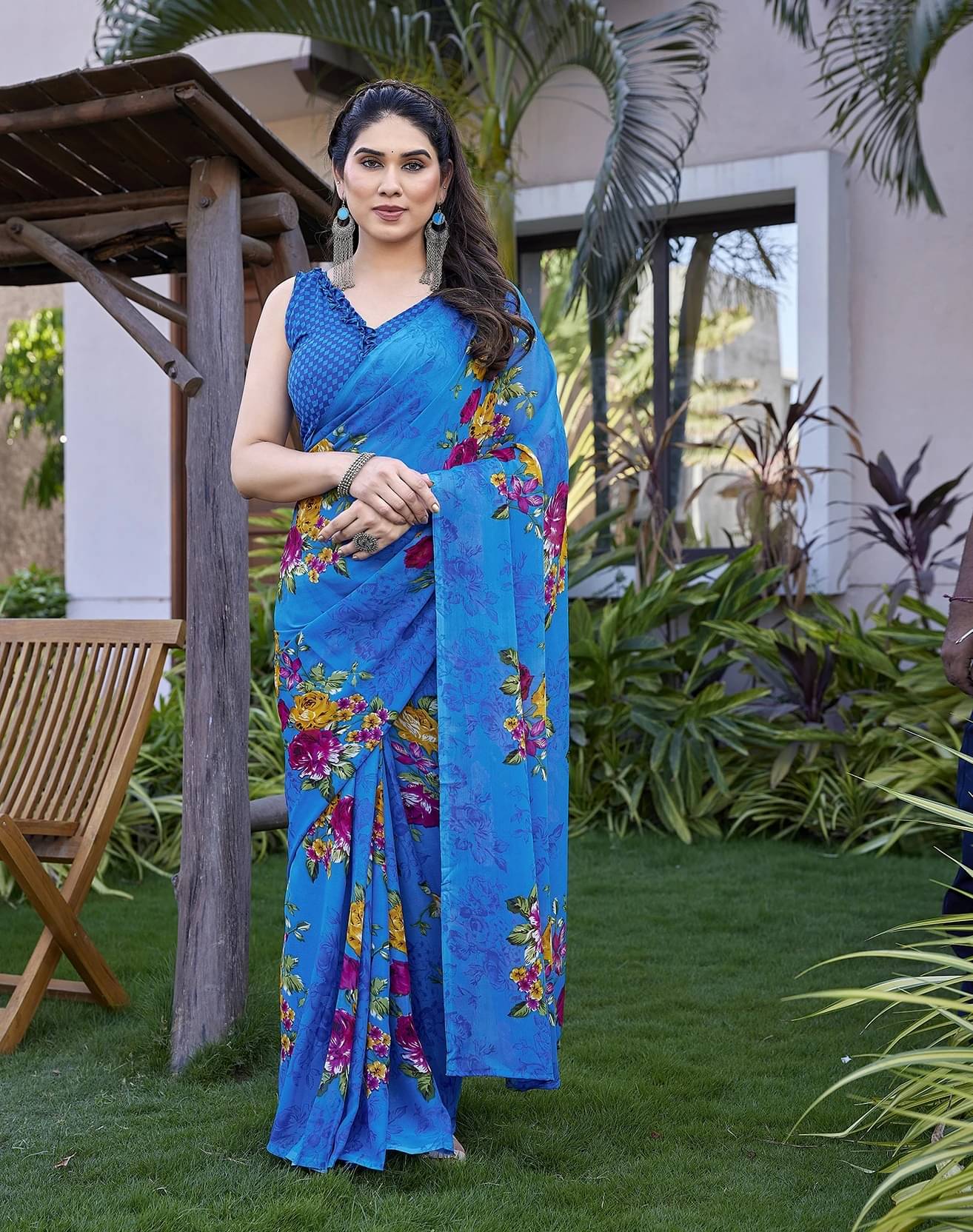     			Yashika Georgette Printed Regular Saree With Unstitched Blouse Piece ( Blue )