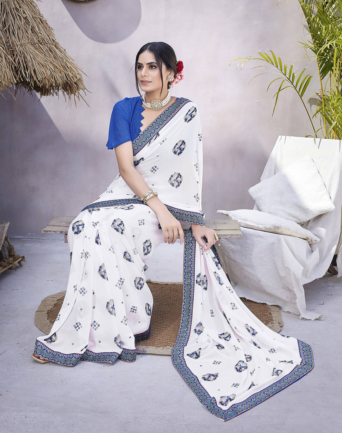     			Yashika Georgette Printed Regular Saree With Unstitched Blouse Piece ( White )