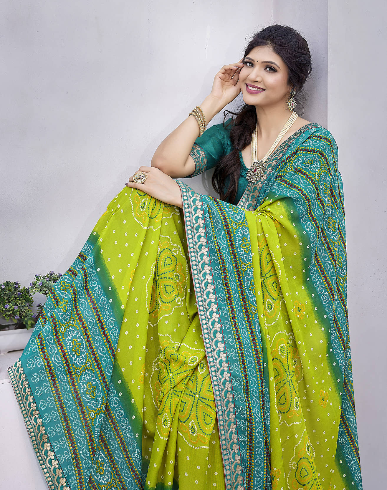 Yashika Georgette Printed Regular Saree With Unstitched Blouse Piece ( Multicolor ) - Sarees | Buy online on ZillyBuy