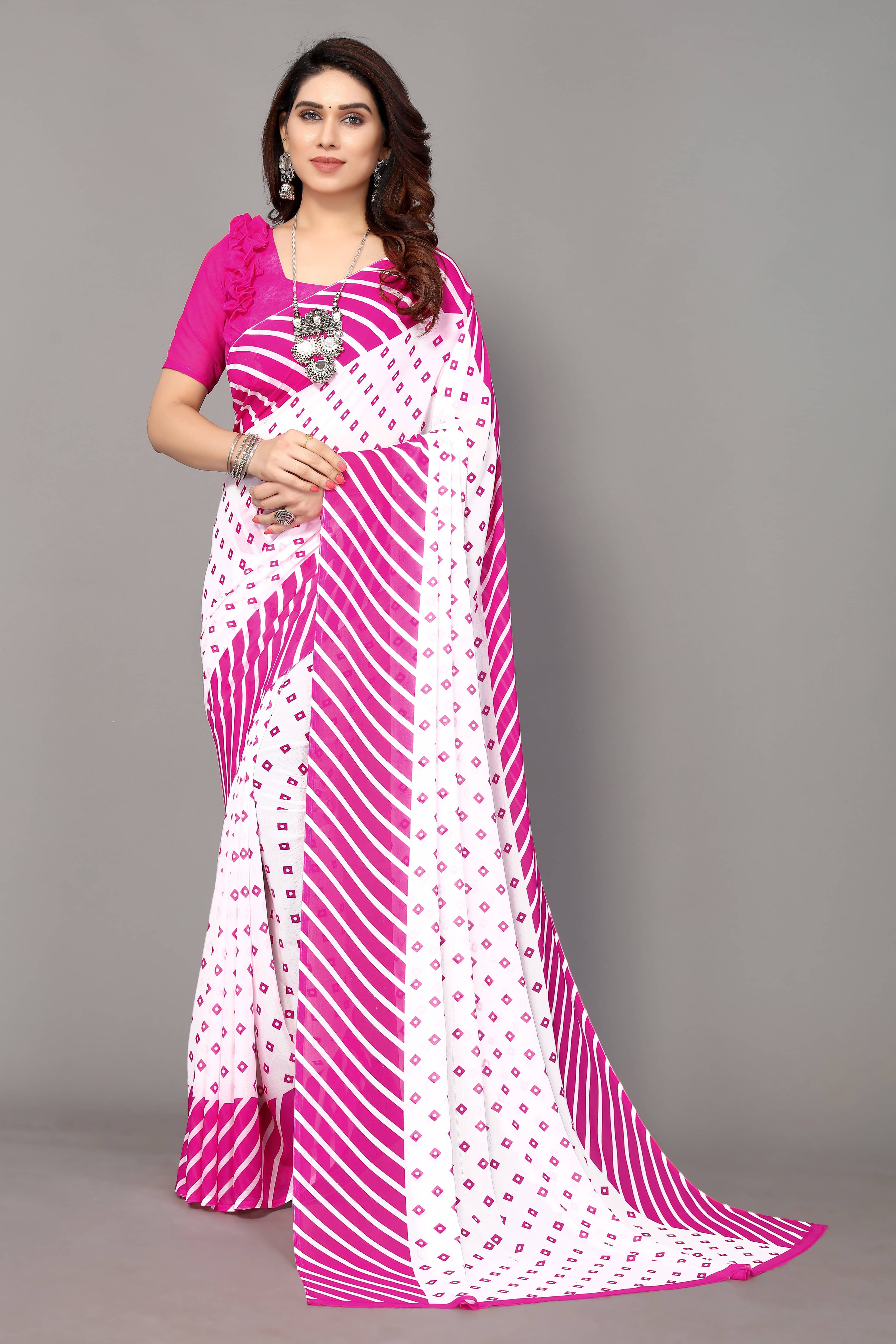 Yashika Georgette Printed Regular Saree With Unstitched Blouse Piece ( Pink )     			Yashika Georgette Printed Regular Saree With Unstitched Blouse Piece ( Pink )