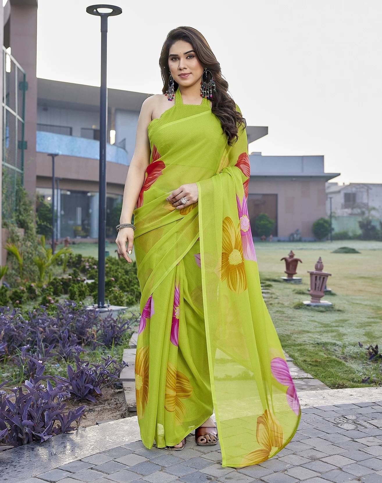 Yashika Georgette Printed Regular Saree With Unstitched Blouse Piece ( Green ) Yashika Georgette Printed Regular Saree With Unstitched Blouse Piece ( Green )