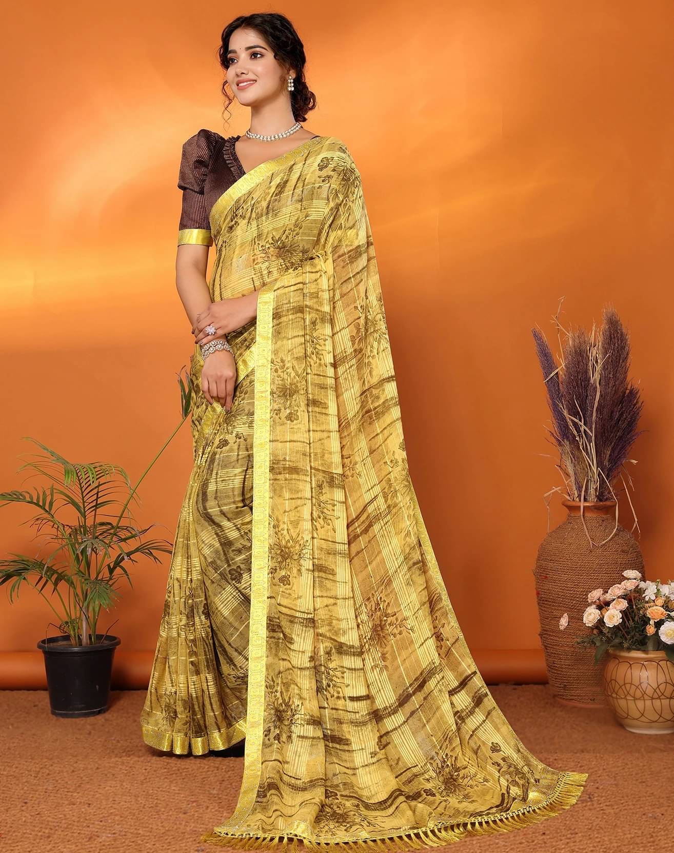     			Yashika Georgette Printed Regular Saree With Unstitched Blouse Piece ( Yellow )