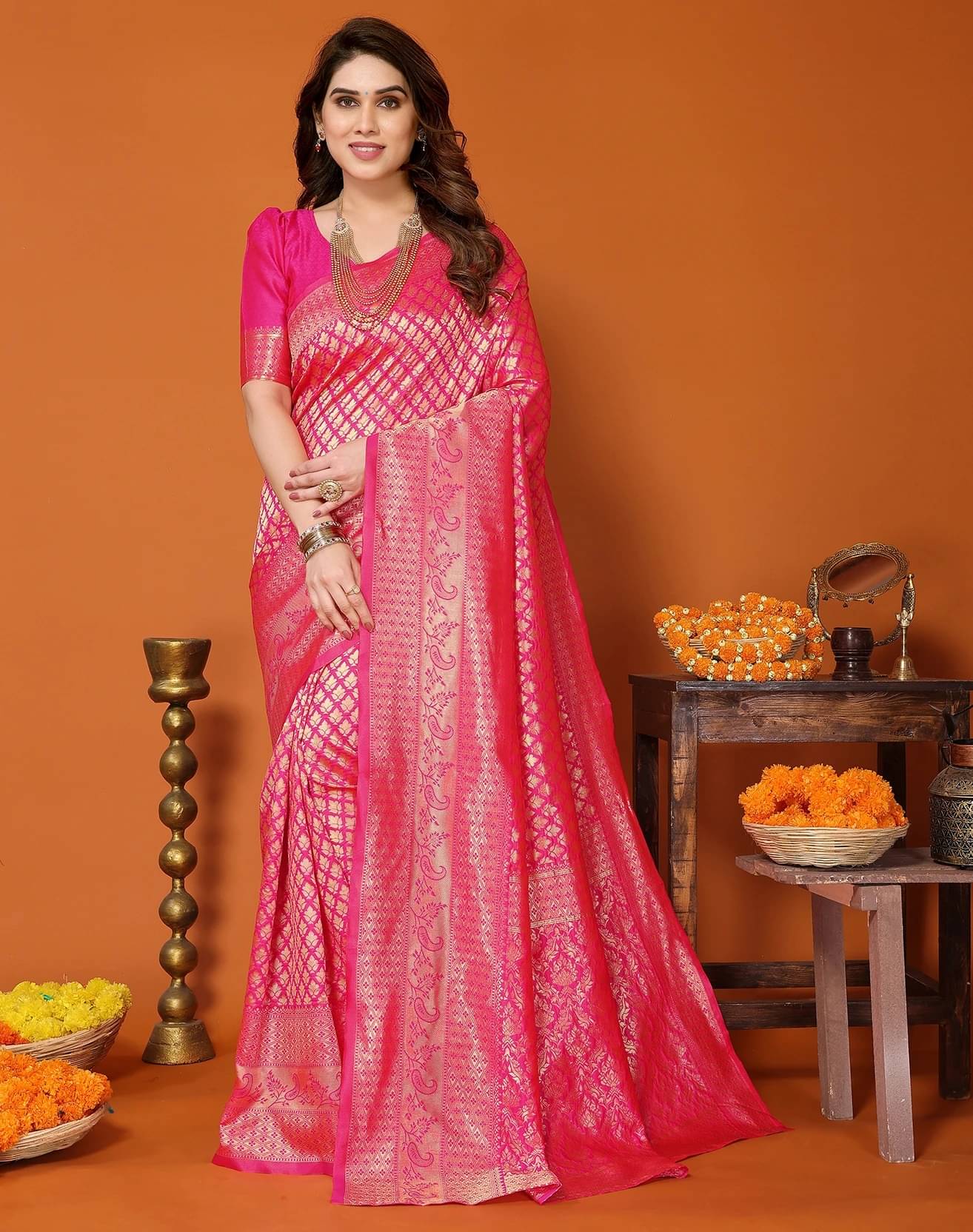     			Yashika Silk Blend Printed Kanjeevaram Sarees With Unstitched Blouse Piece ( Pink )