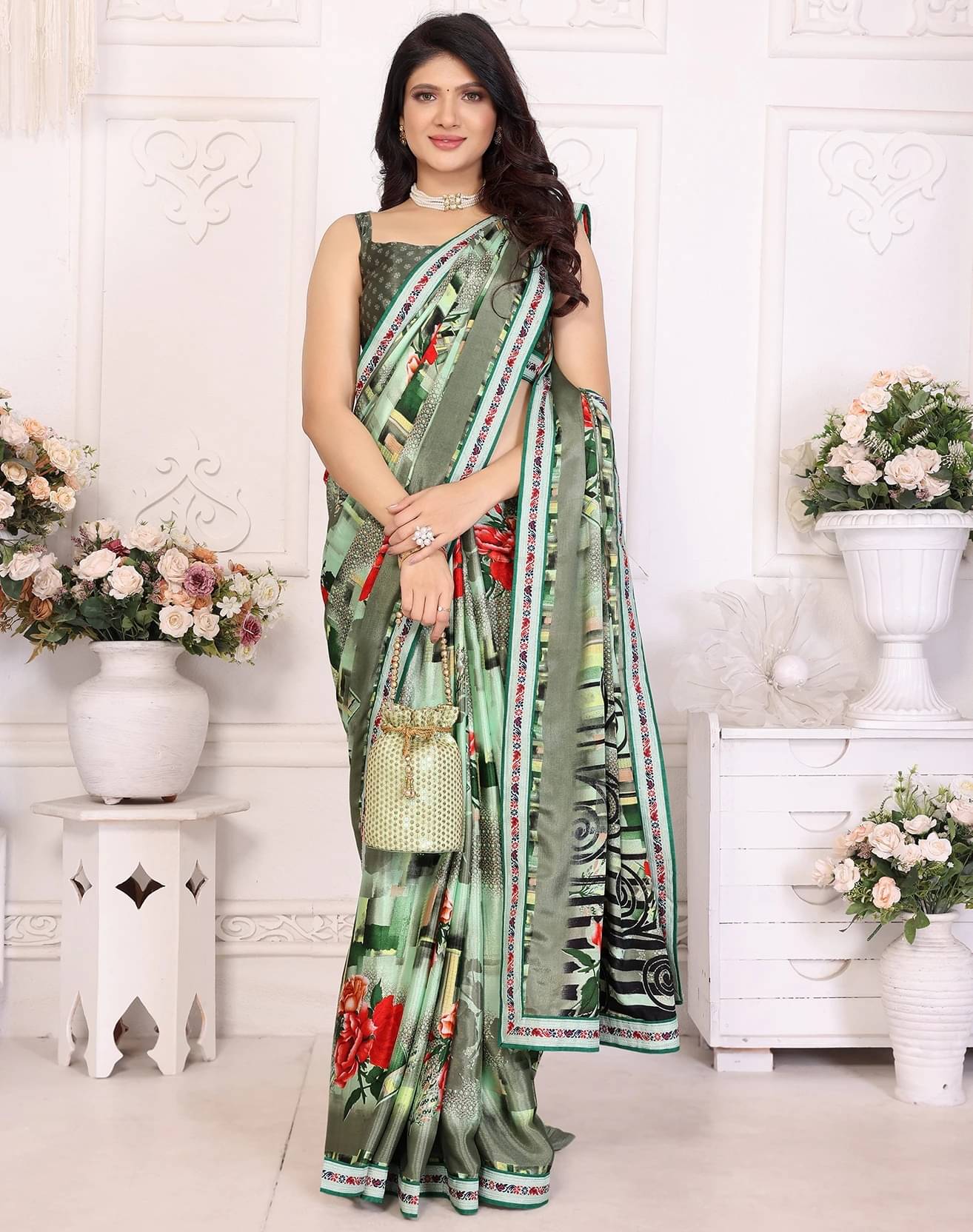     			Yashika Silk Printed Regular Saree With Unstitched Blouse Piece ( Green )