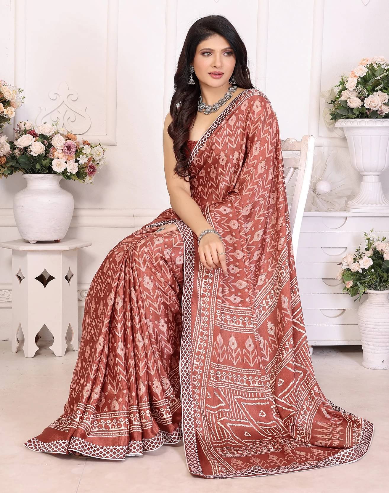 Yashika Silk Printed Regular Saree With Unstitched Blouse Piece ( Red ) Yashika Silk Printed Regular Saree With Unstitched Blouse Piece ( Red )