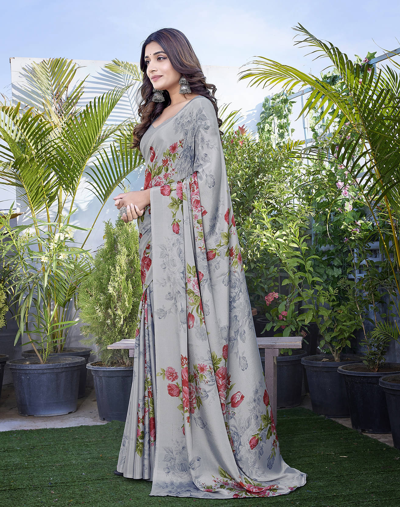 Yashika Silk Printed Regular Saree With Unstitched Blouse Piece ( Grey ) Yashika Silk Printed Regular Saree With Unstitched Blouse Piece ( Grey )