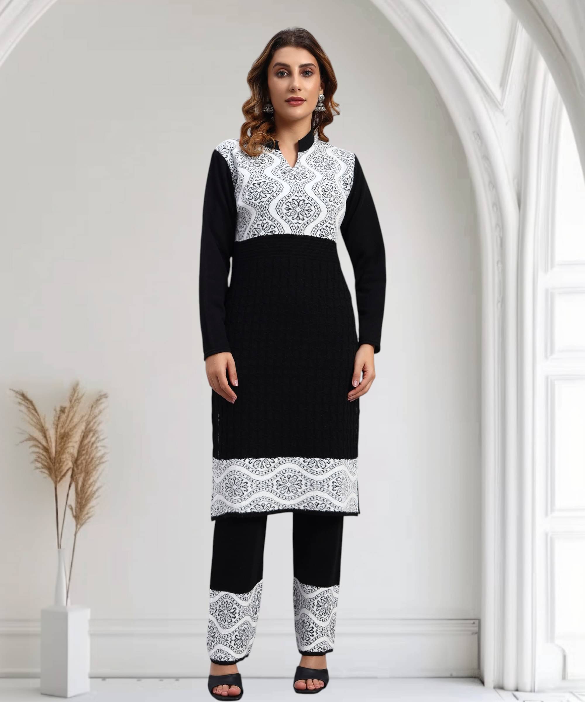     			ZEPPI Women Woollen Self Design Straight Kurti With Palazzo ( Black )