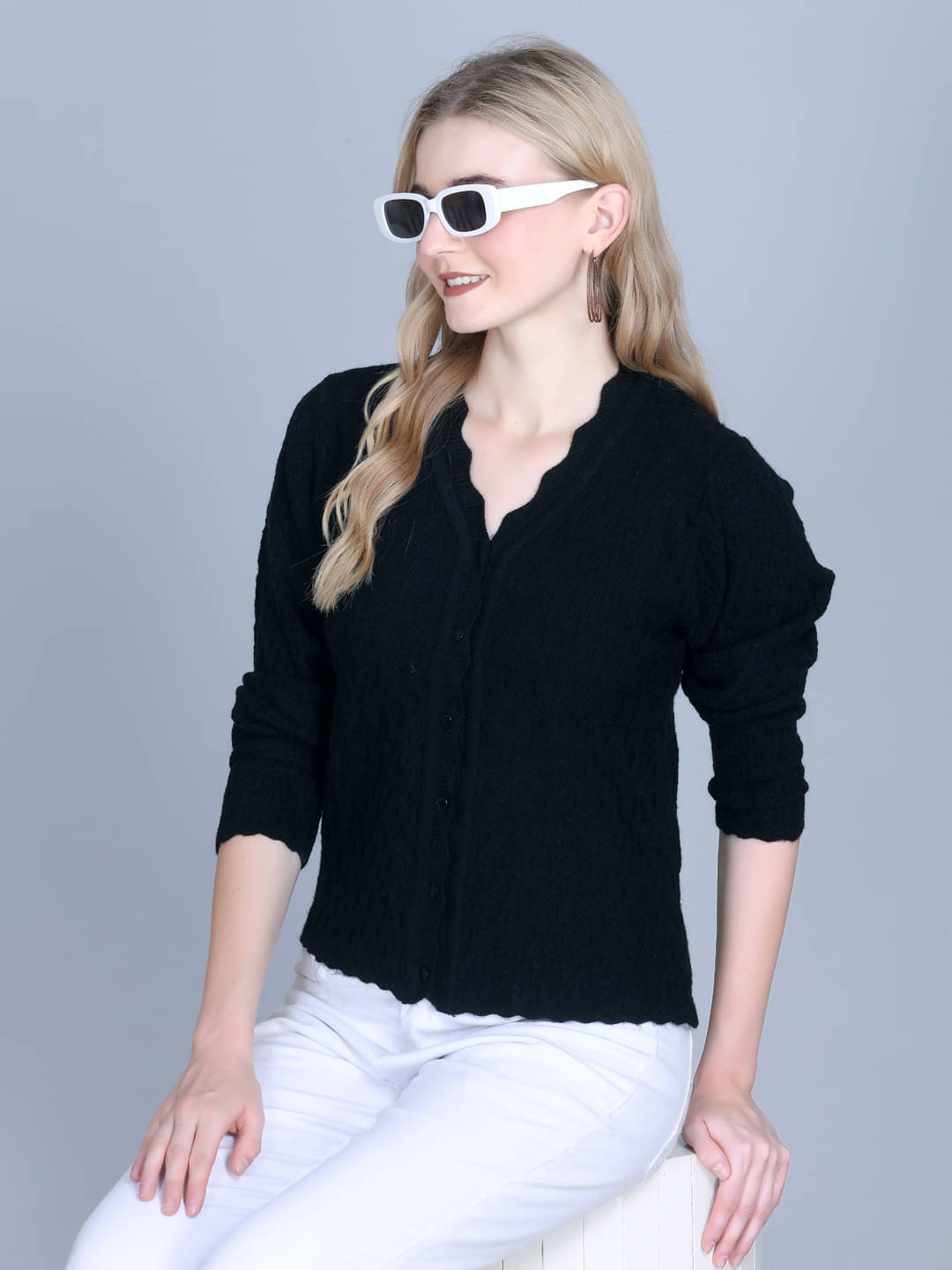     			7 ISLANDS Acrylic V Neck Women's Buttoned Cardigans - Black ( Pack of 1 )