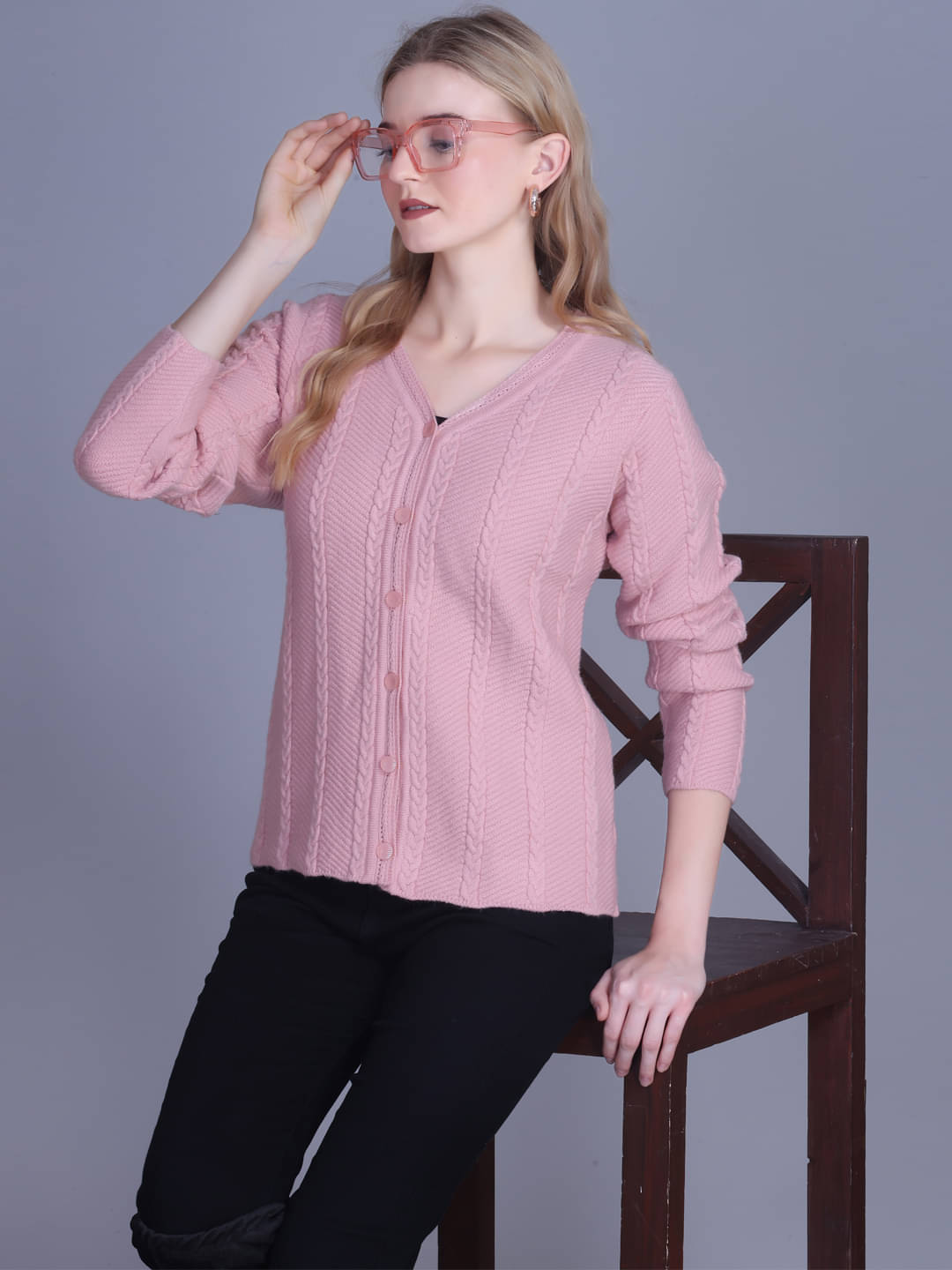 7 ISLANDS Acrylic V Neck Women's Buttoned Cardigans - Pink ( Pack of 1 ) 7 ISLANDS Acrylic V Neck Women's Buttoned Cardigans - Pink ( Pack of 1 )