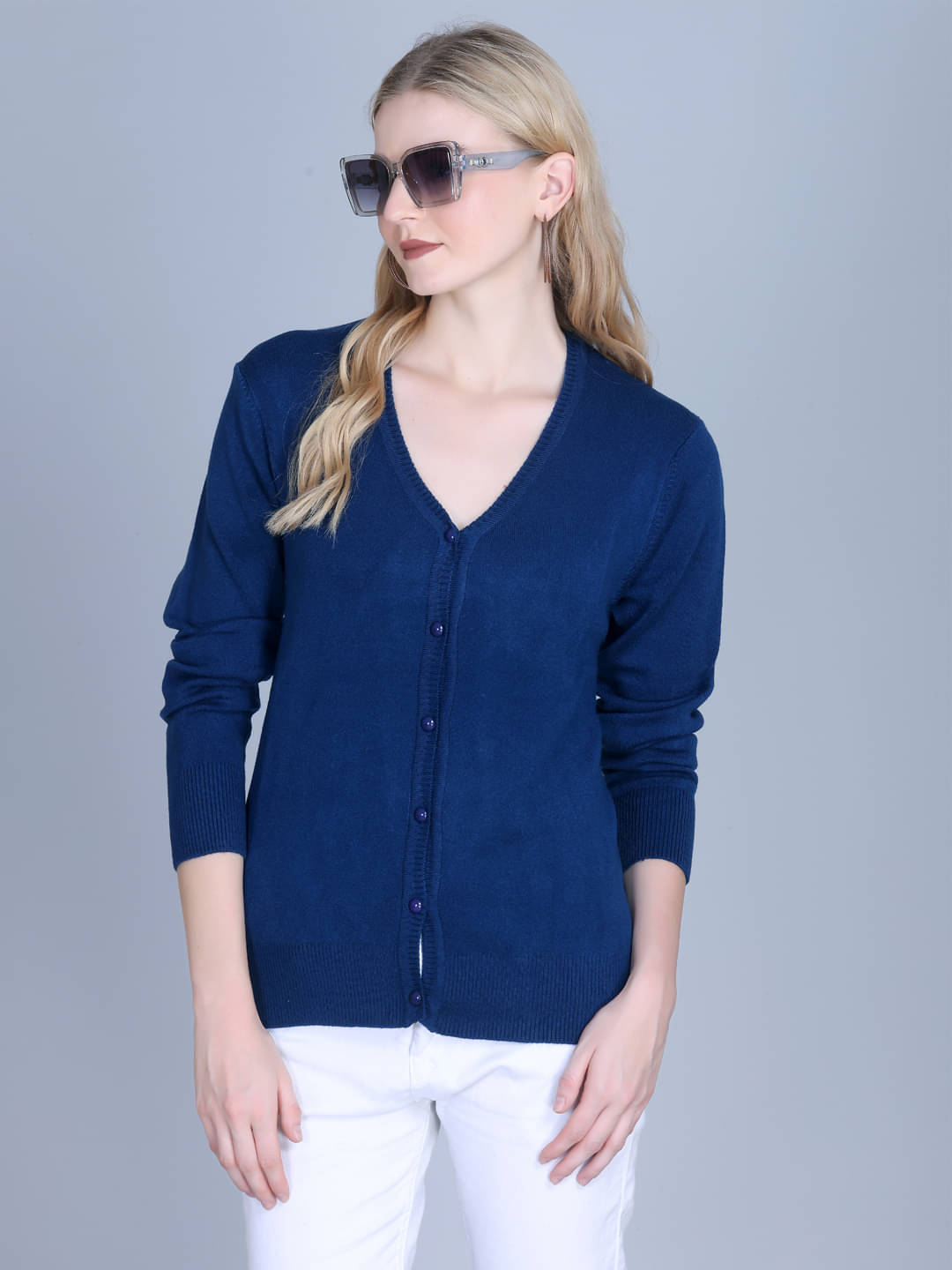 7 ISLANDS Women Acrylic V-Neck Cardigan ( Blue )     			7 ISLANDS Women Acrylic V-Neck Cardigan ( Blue )
