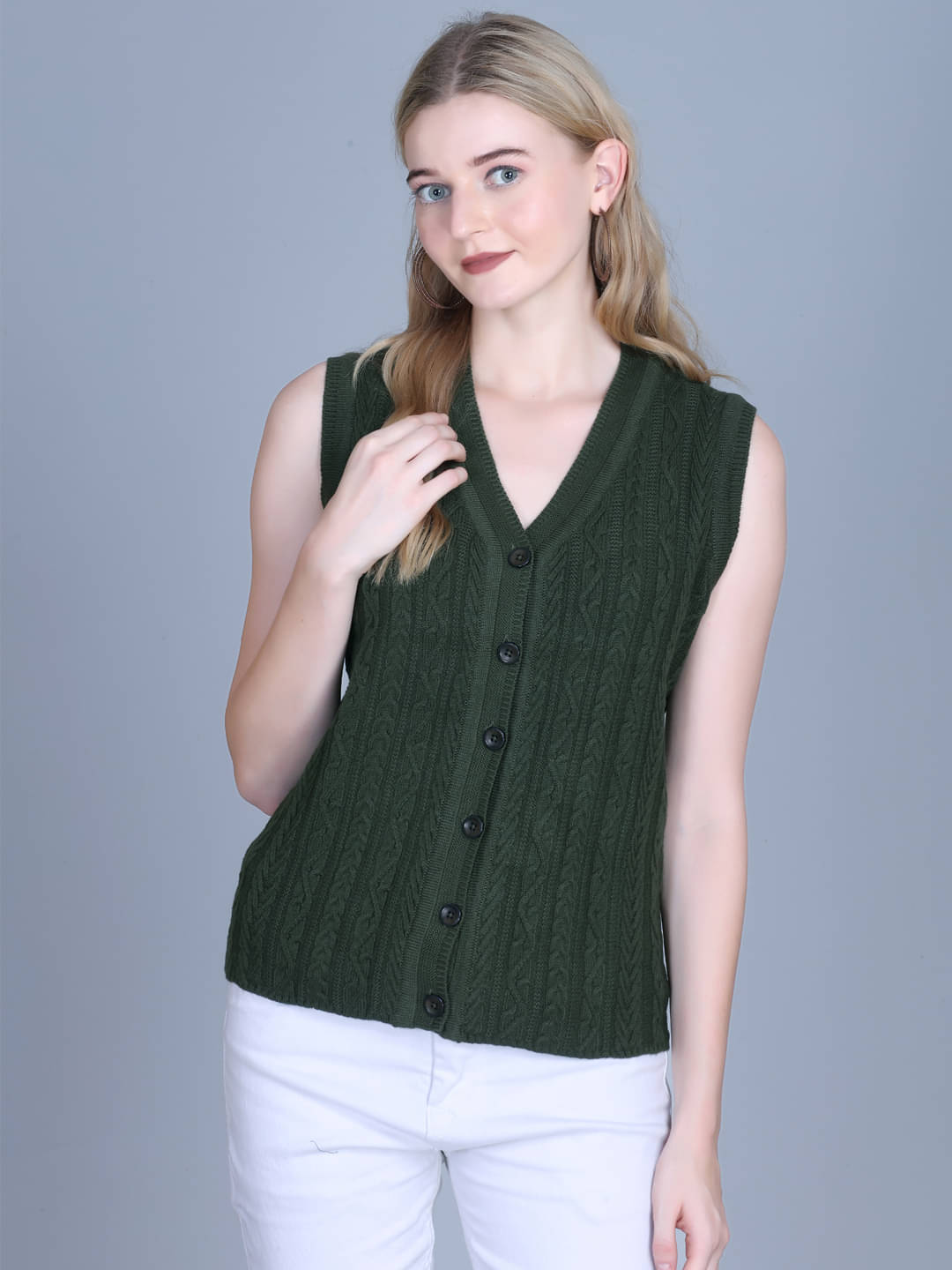 7 ISLANDS Women Acrylic V-Neck Cardigan ( Dark Green )     			7 ISLANDS Women Acrylic V-Neck Cardigan ( Dark Green )