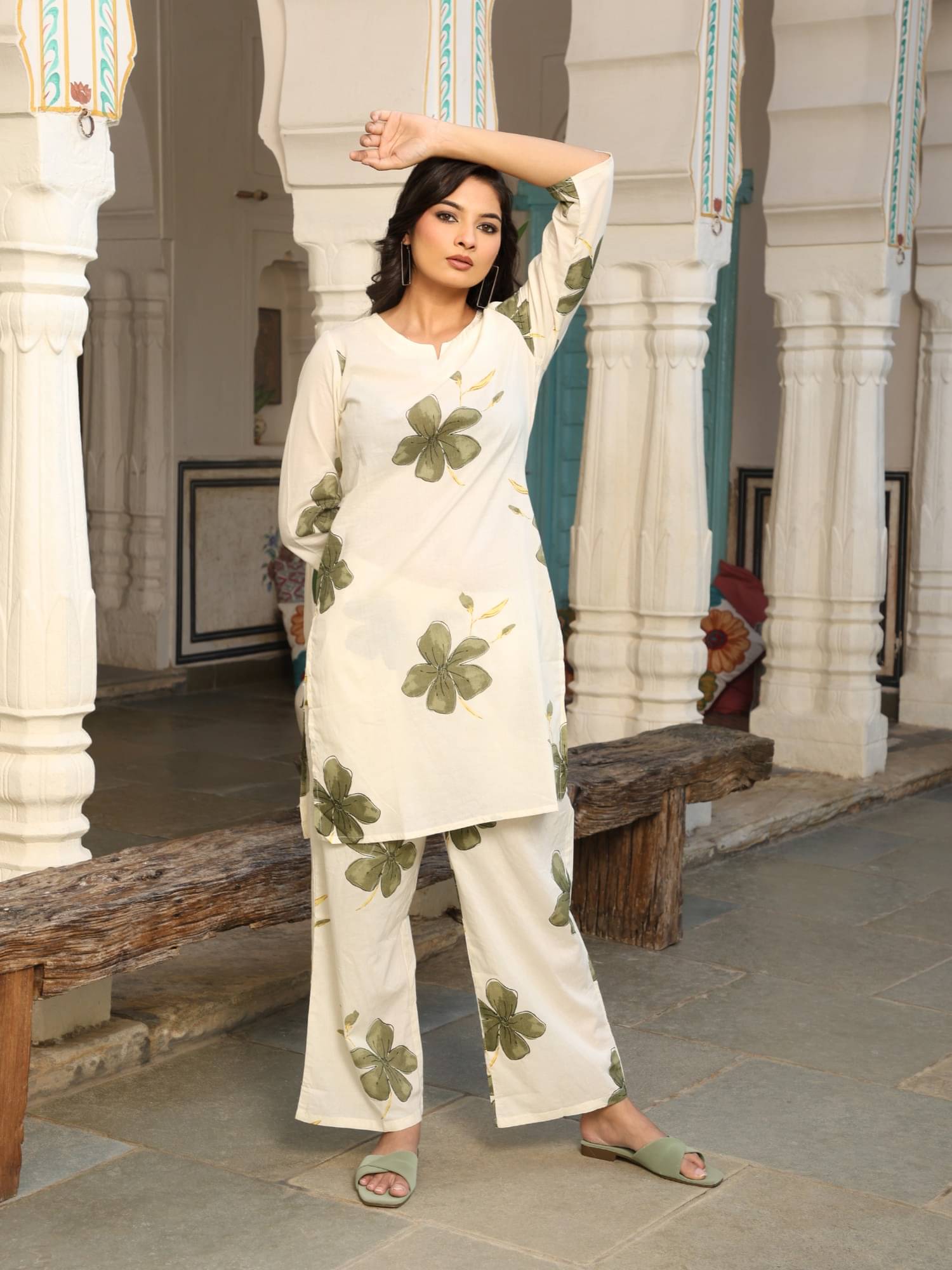     			Flavia Creation Women Printed Top With Trousers Co-Ord Set ( Multicolor )