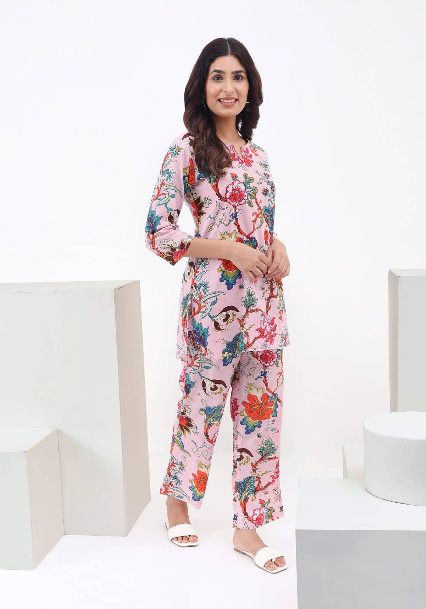     			Flavia Creation Women Printed Top With Trousers Co-Ord Set ( Multicolor )
