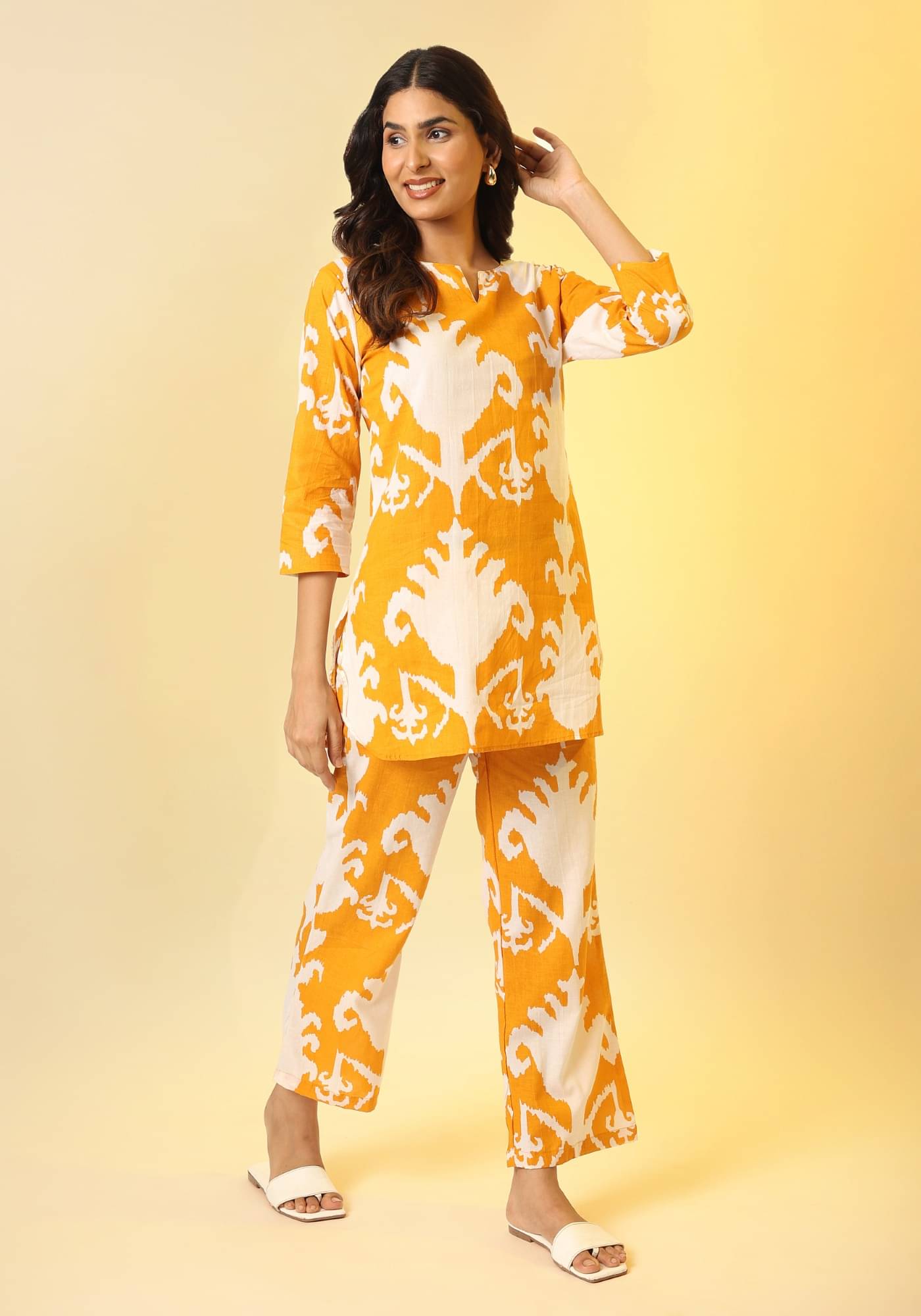     			Flavia Creation Women Printed Top With Trousers Co-Ord Set ( Multicolor )