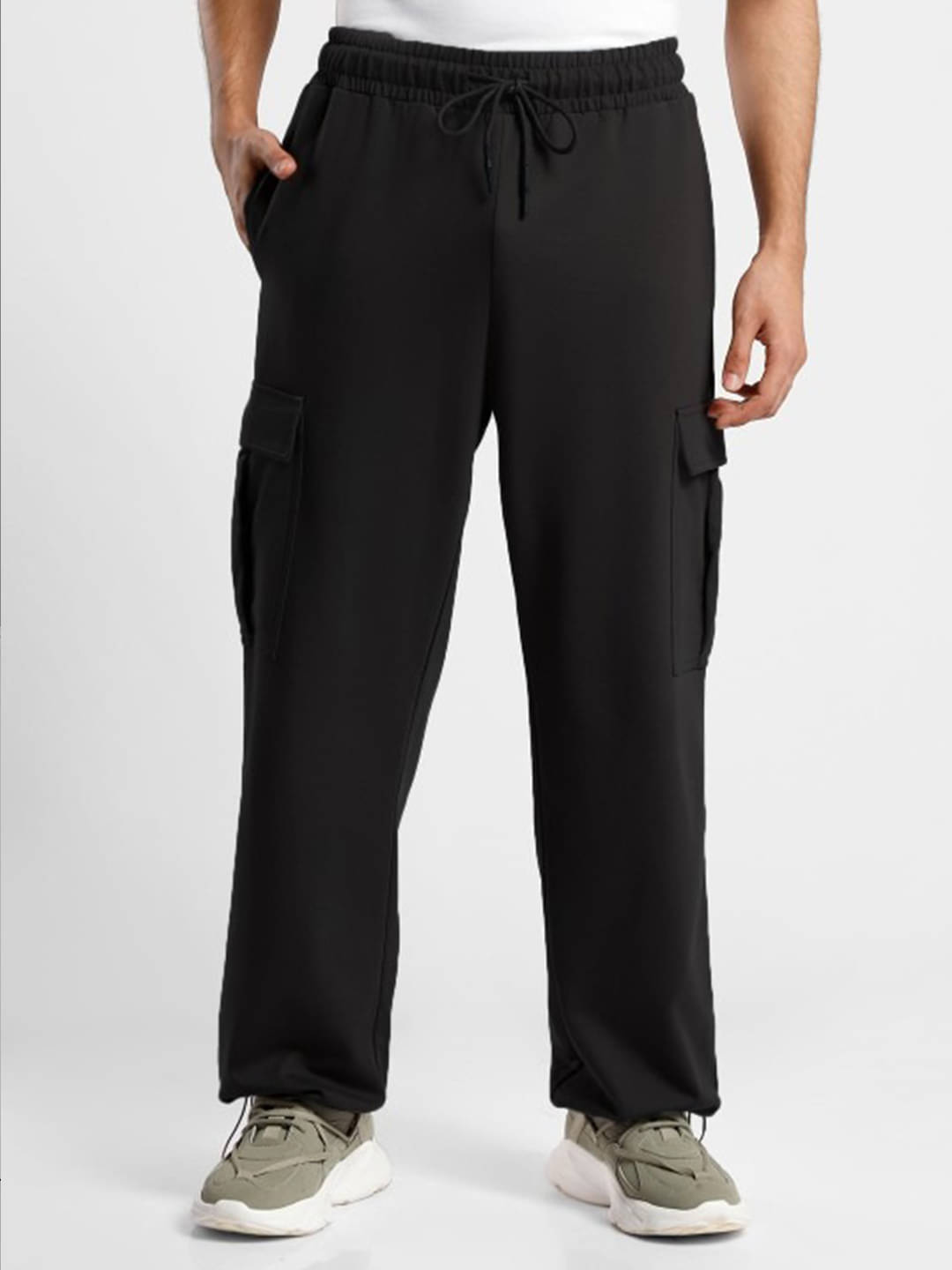 Mountain colours Black Cotton Blend Men's Trackpants ( Pack of 1 ) Mountain colours Black Cotton Blend Men's Trackpants ( Pack of 1 )
