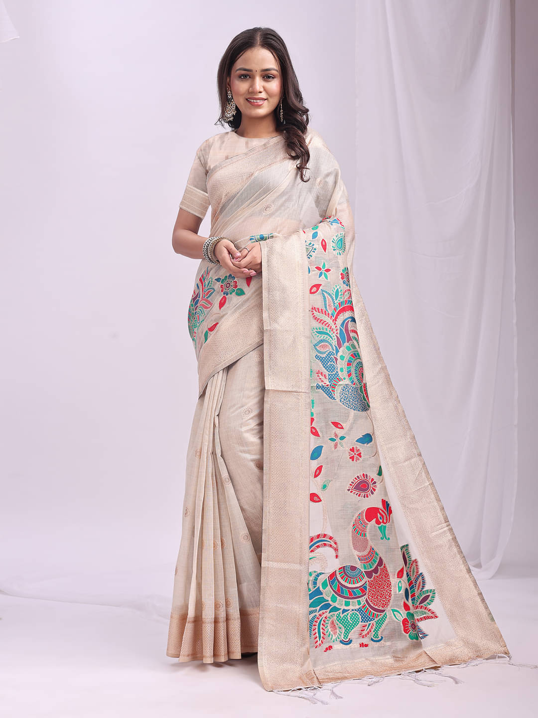     			PANZORA Linen Solid Regular Saree Without Blouse Piece ( White )