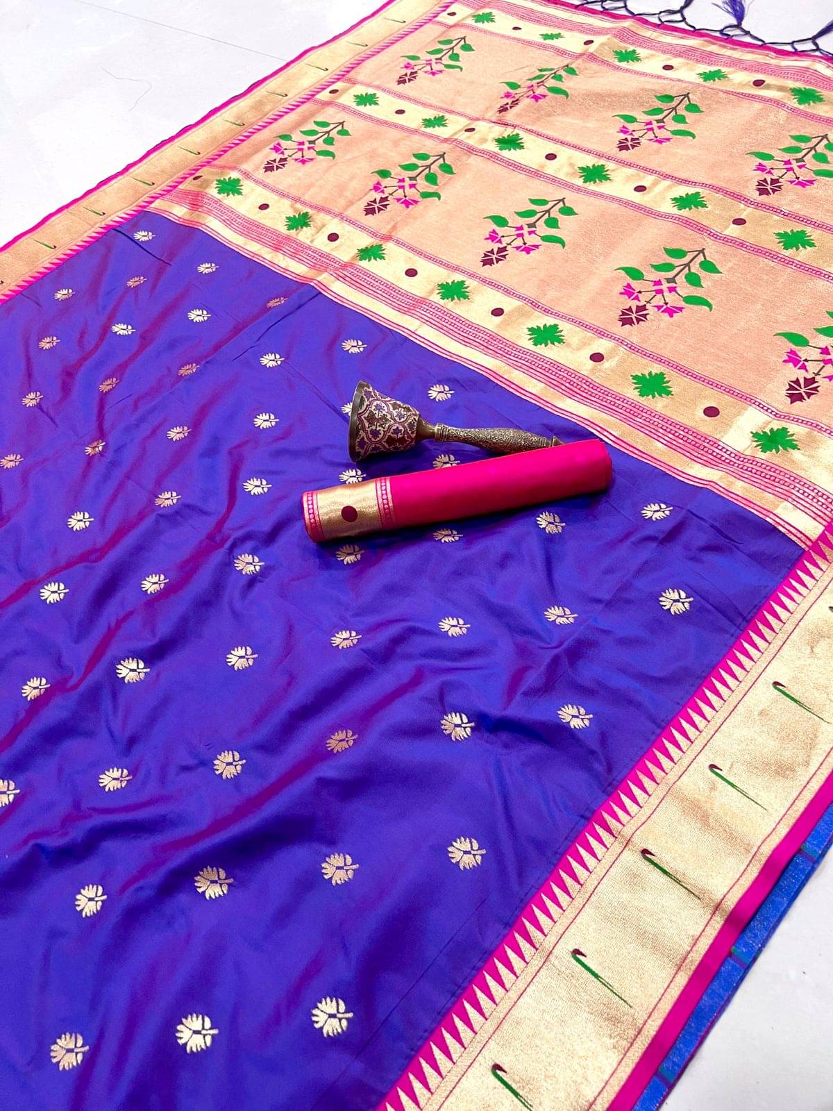     			PANZORA Silk Solid Regular Saree Without Blouse Piece ( Blue )
