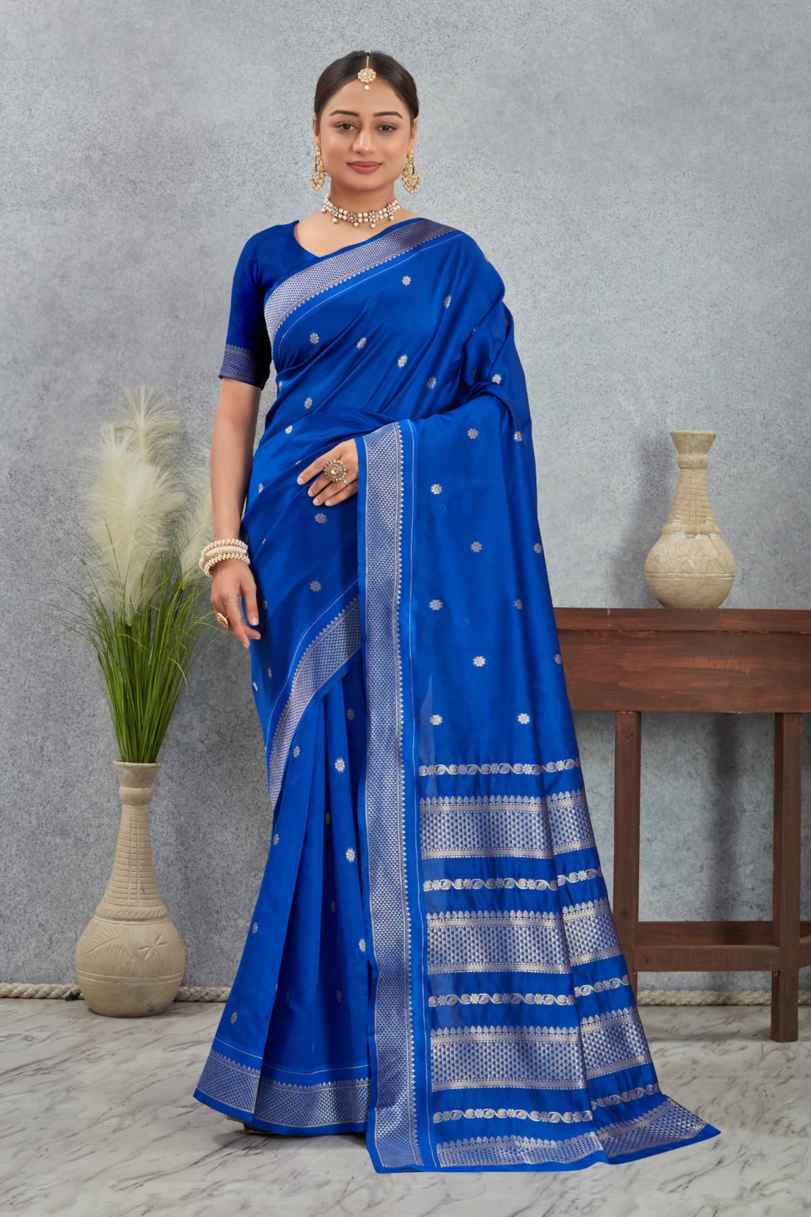     			PANZORA Silk Solid Regular Saree Without Blouse Piece ( Blue )