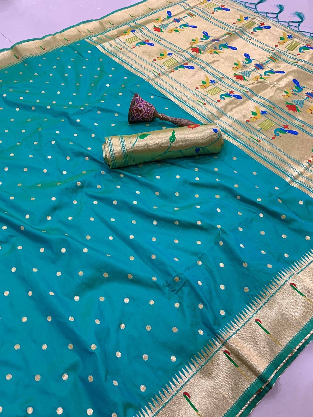     			PANZORA Silk Solid Regular Saree Without Blouse Piece ( Aqua Blue )