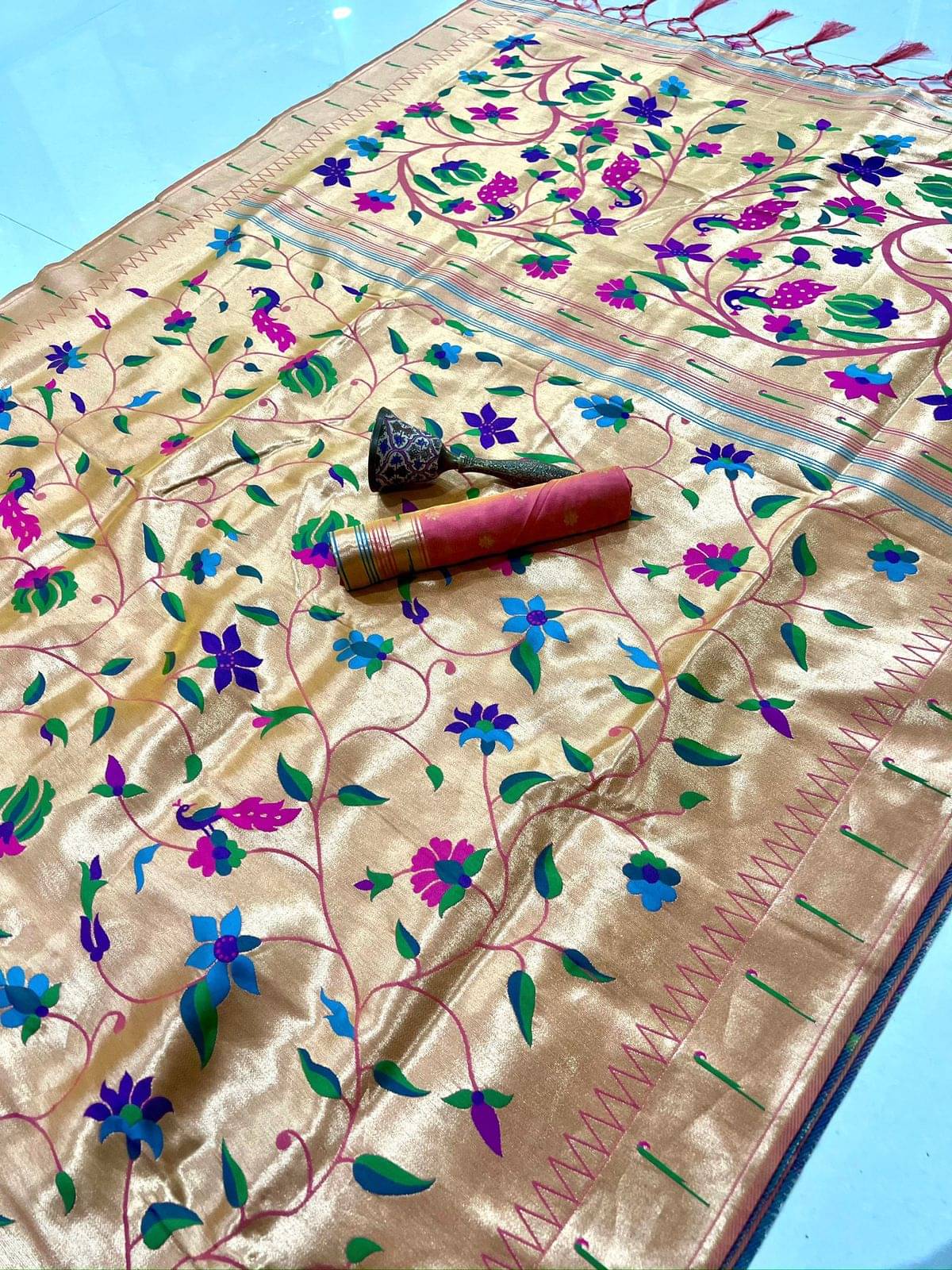     			PANZORA Silk Solid Regular Saree Without Blouse Piece ( Multicolor 11 )