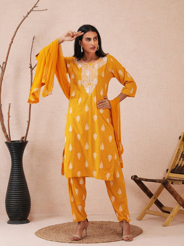     			Sold For Style Women Cotton Printed Straight Kurti With Pants ( Yellow )