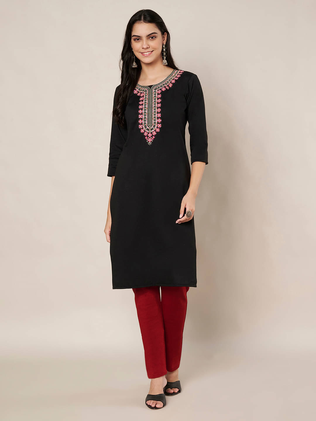     			Trend Level Women Woollen Embroidered Straight Kurti ( Black )