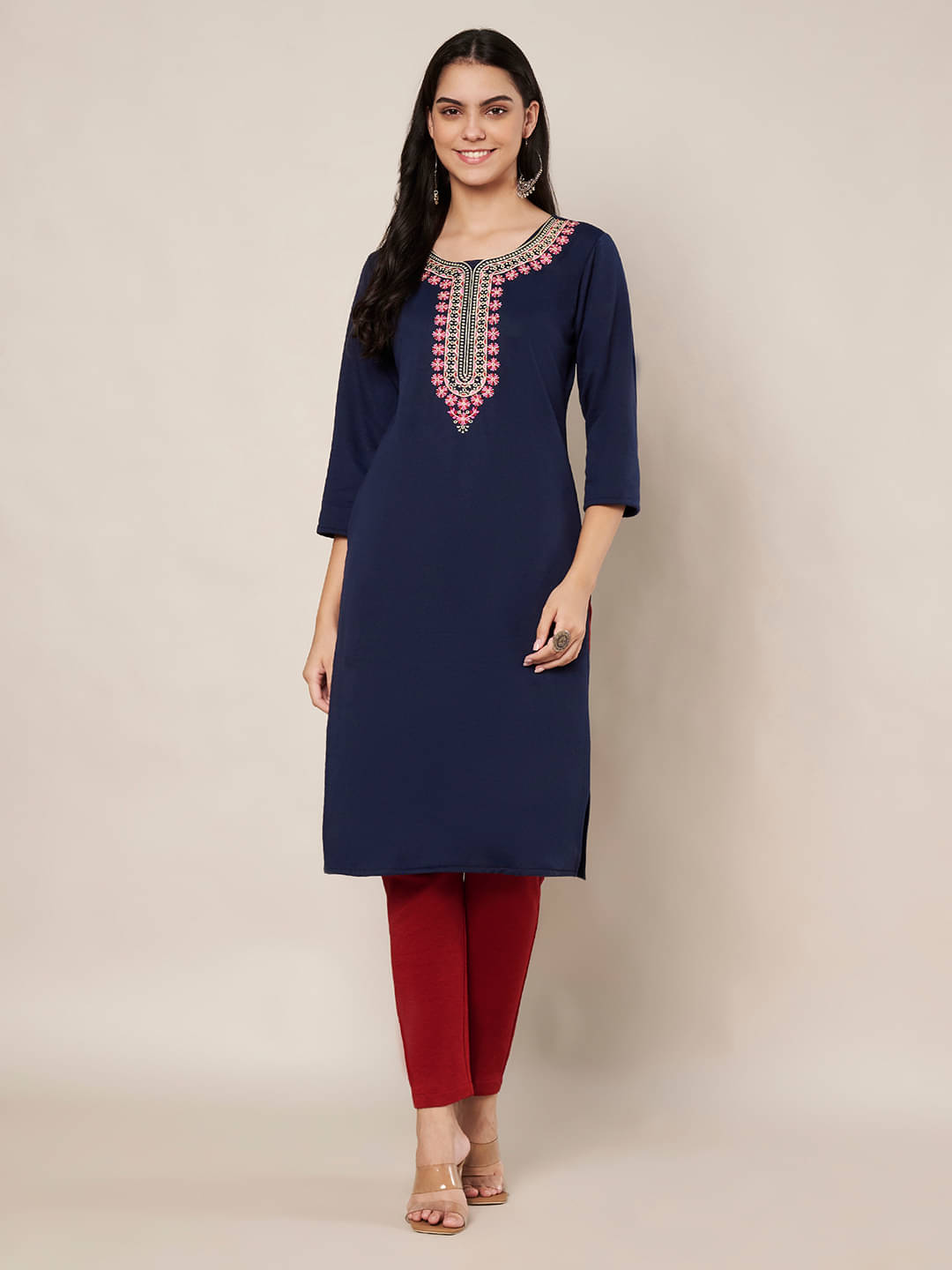     			Trend Level Women Woollen Embroidered Straight Kurti ( Navy )