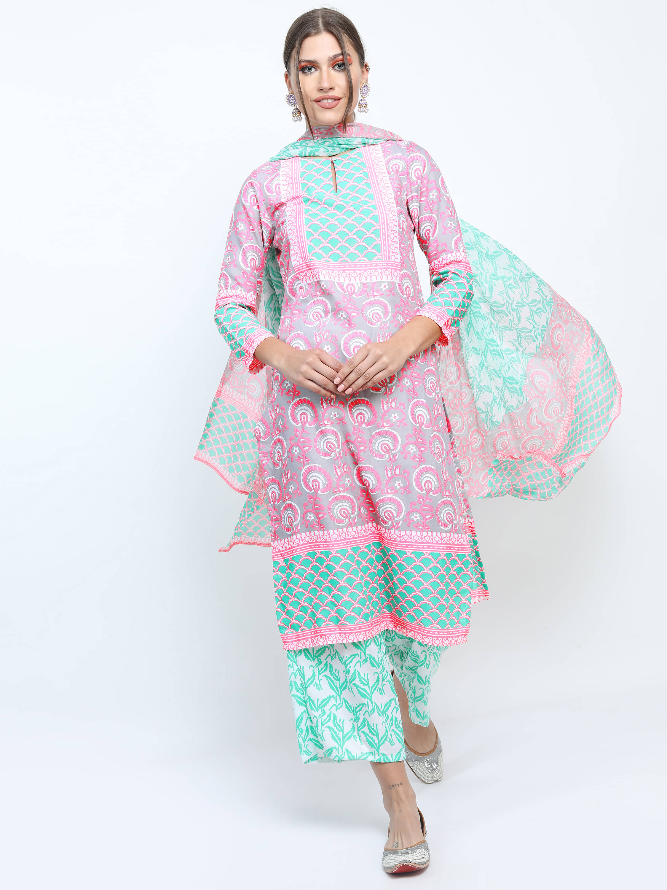     			Vishudh Women Viscose Printed Straight Kurti With Palazzo ( Multicolor )