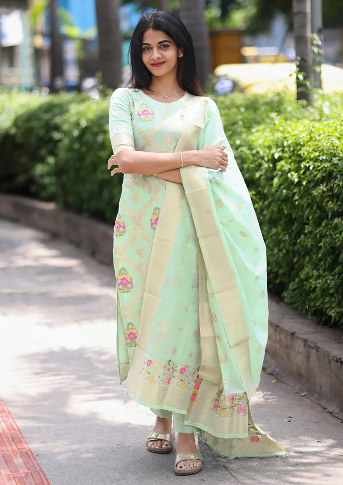 kedar fab Women Silk Blend Self Design Straight Kurti With Pants ( Mint Green )
