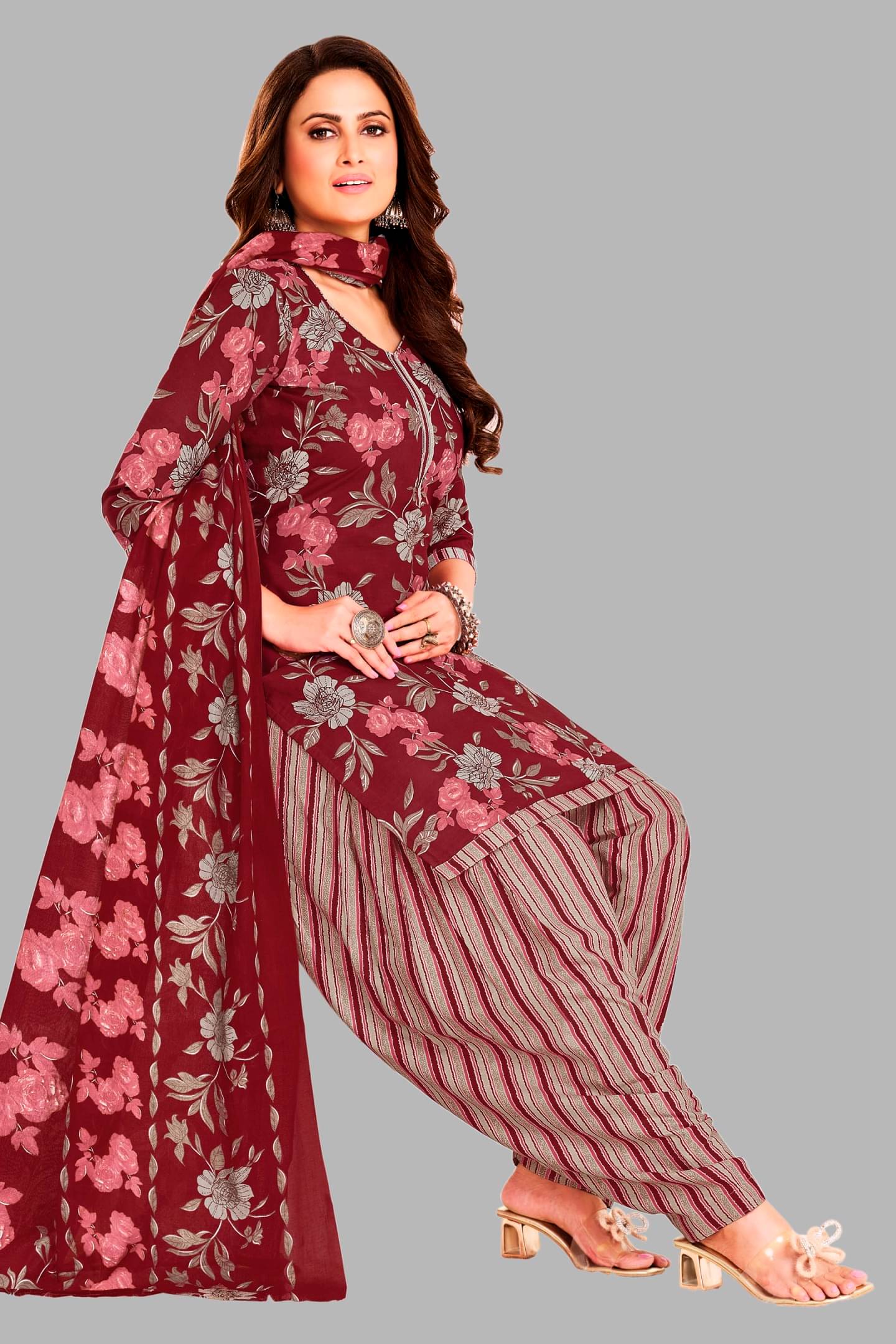     			shree jeenmata collection Women Cotton Printed Straight Kurti With Patiala Salwar ( Maroon )