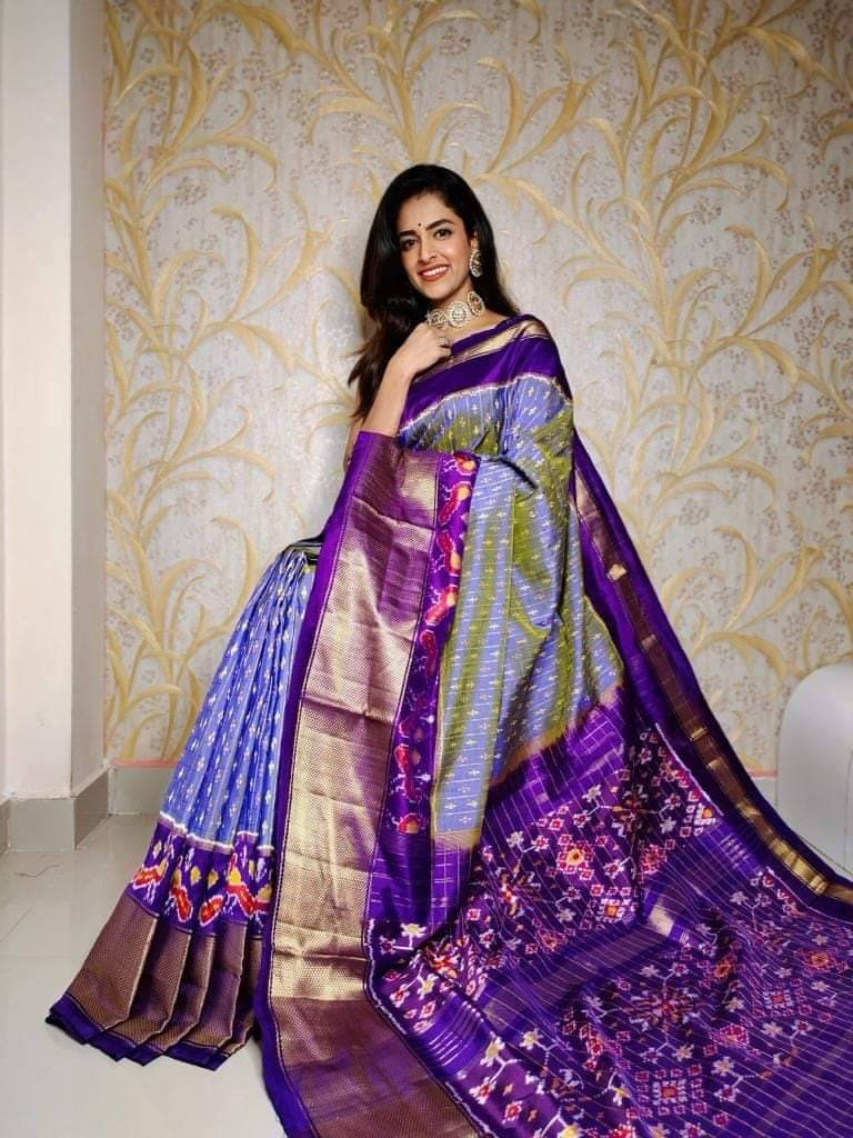     			LAXMI SILK MILLS Cotton Silk Printed Patola Saree With Unstitched Blouse Piece ( Grey )