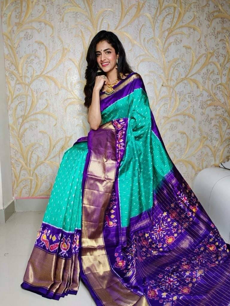     			LAXMI SILK MILLS Cotton Silk Printed Patola Saree With Unstitched Blouse Piece ( Rama )