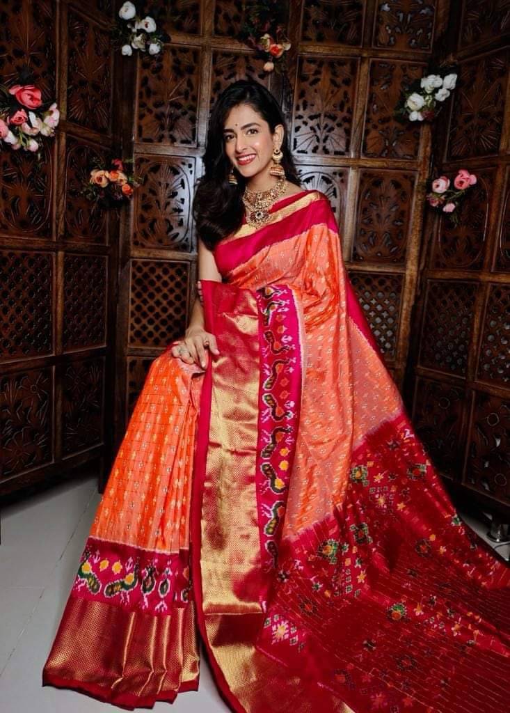 LAXMI SILK MILLS Cotton Silk Printed Patola Saree With Unstitched Blouse Piece ( Peach ) LAXMI SILK MILLS Cotton Silk Printed Patola Saree With Unstitched Blouse Piece ( Peach )