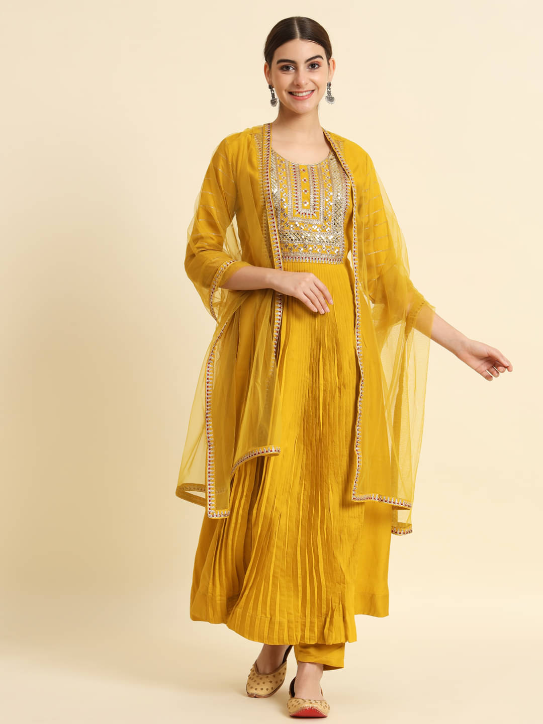    			LookMark Women Chanderi Embroidered Flared Kurti With Pants ( Yellow )
