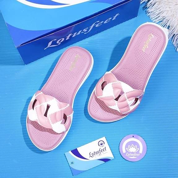 Lotusfeet pink Women's V-strap Flats Lotusfeet pink Women's V-strap Flats