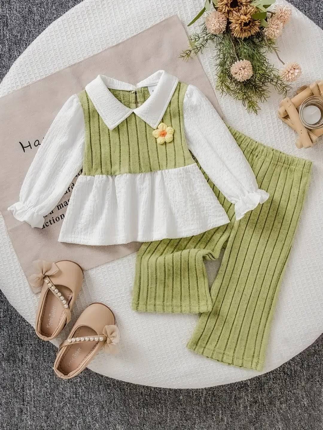     			R.POLO Pack of 1 Girls Cotton Blend T-shirt & Pants ( White,Green )