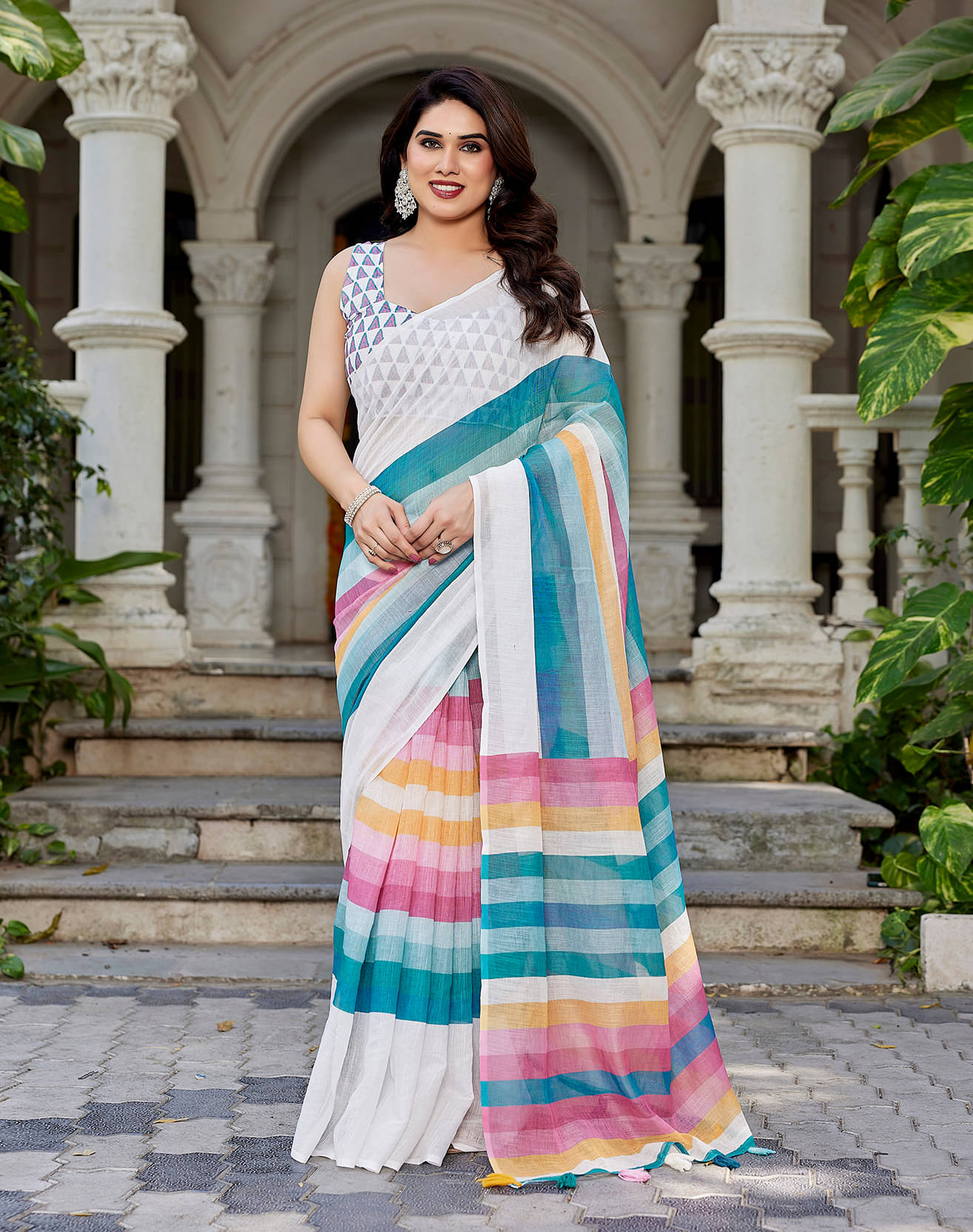     			Yashika Chanderi Striped Chanderi saree With Unstitched Blouse Piece ( White )