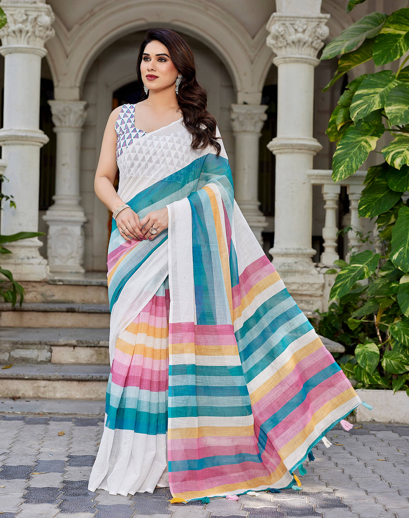     			Yashika Chanderi Striped Chanderi saree With Unstitched Blouse Piece ( White )
