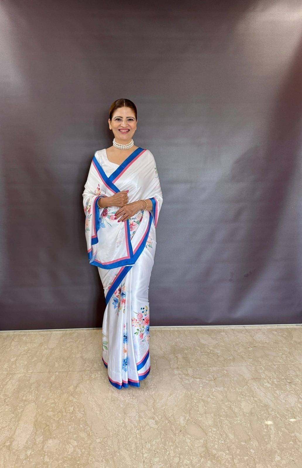 kiyan enterprise Crepe Printed Patola Saree With Unstitched Blouse Piece ( Multicolor ) kiyan enterprise Crepe Printed Patola Saree With Unstitched Blouse Piece ( Multicolor )