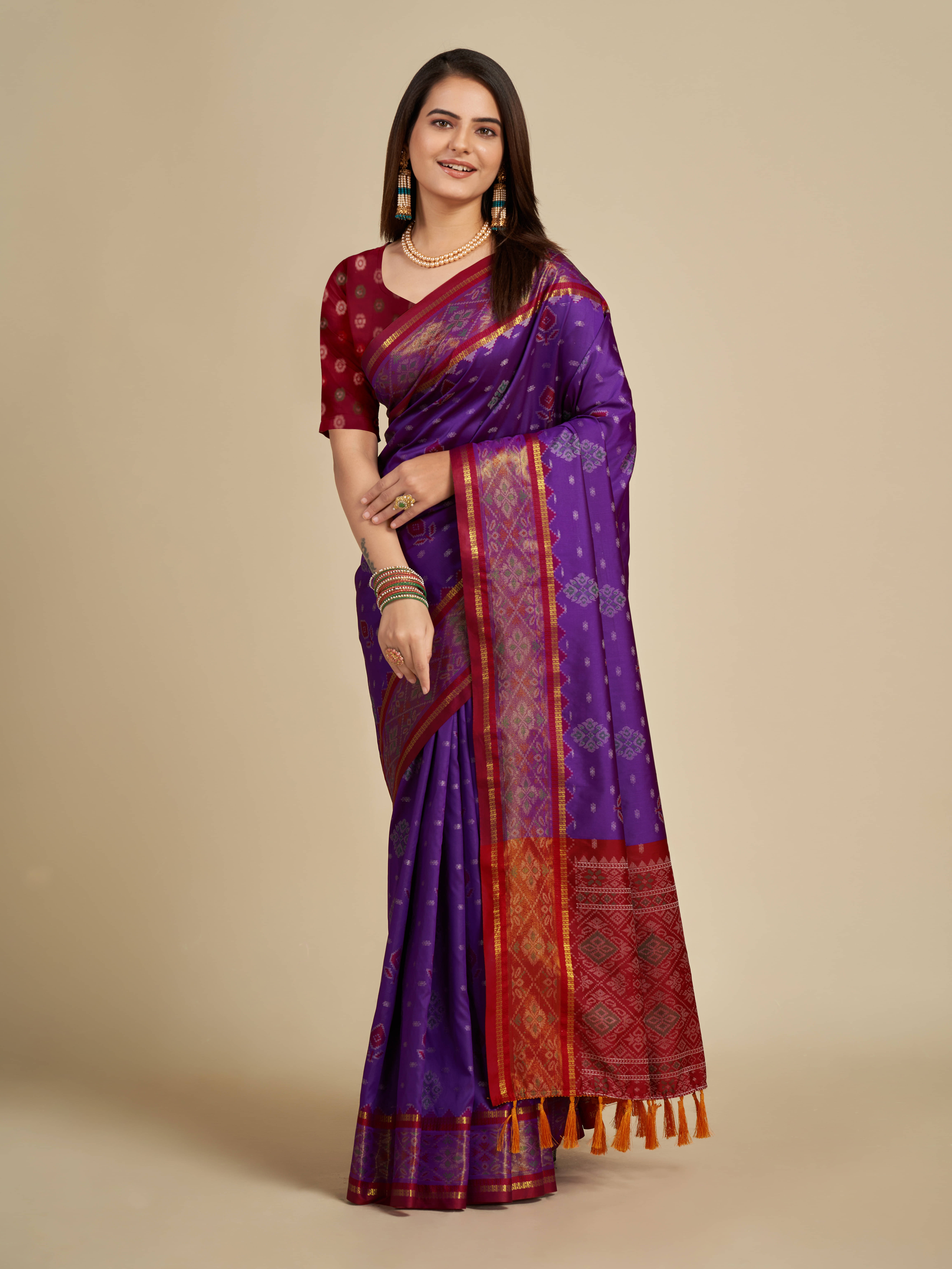    			VS MALL Art Silk self design Regular Saree With Unstitched Blouse Piece ( Magenta )