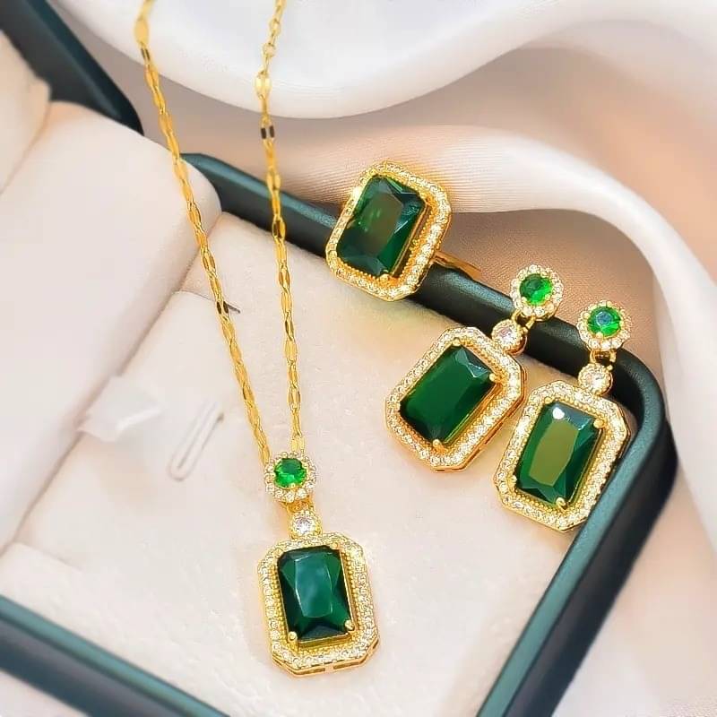     			GlowNest Green Pendant set ( Pack of 1 )